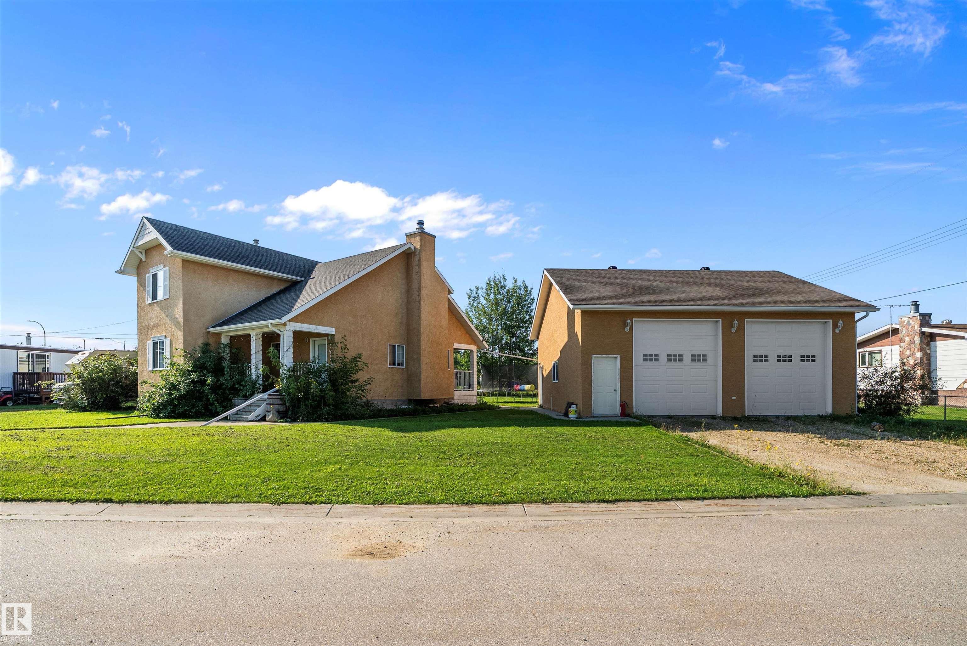 5015 47 Avenue, E4456085, Alberta,