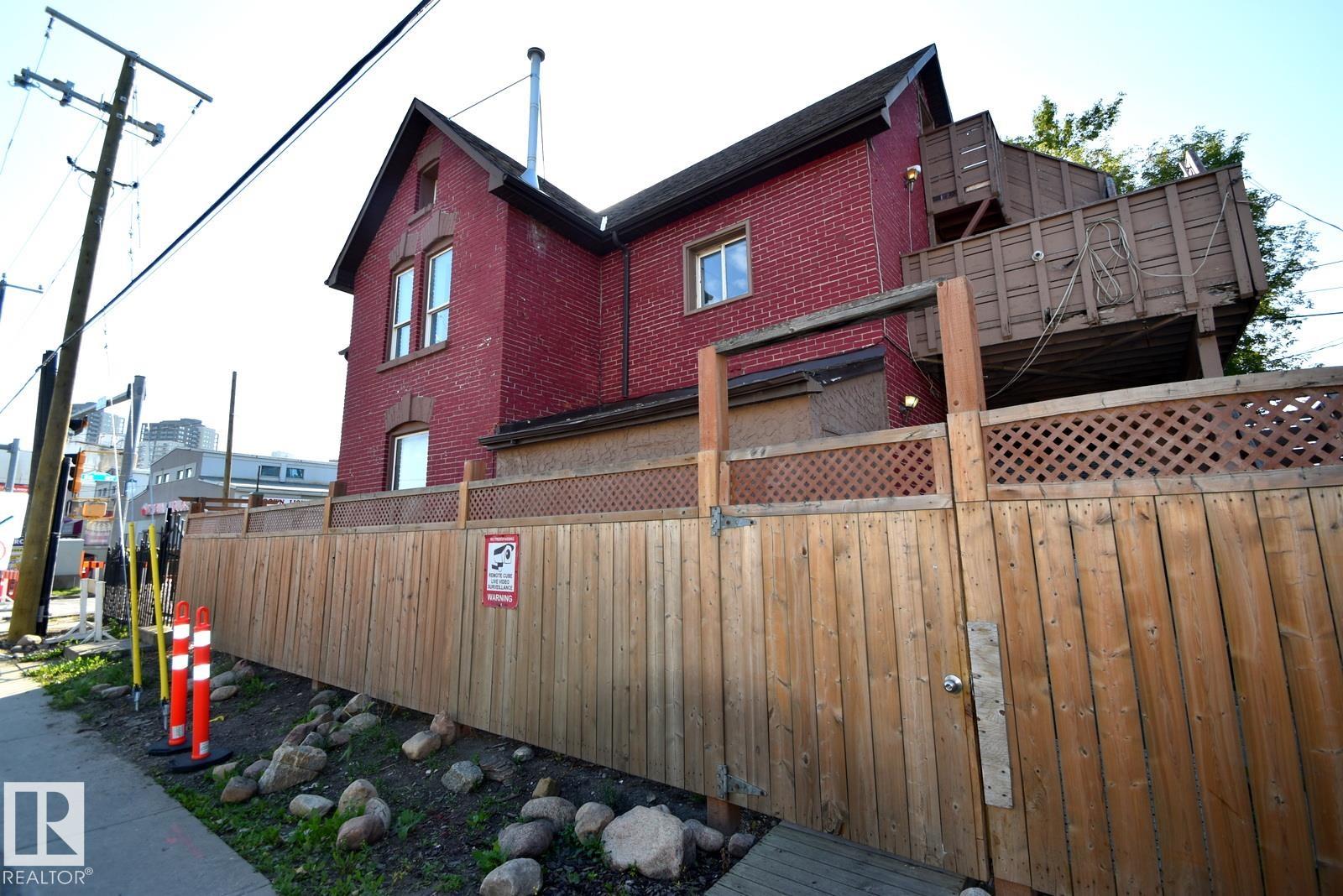 10734 92 Street, E4456157, Alberta,