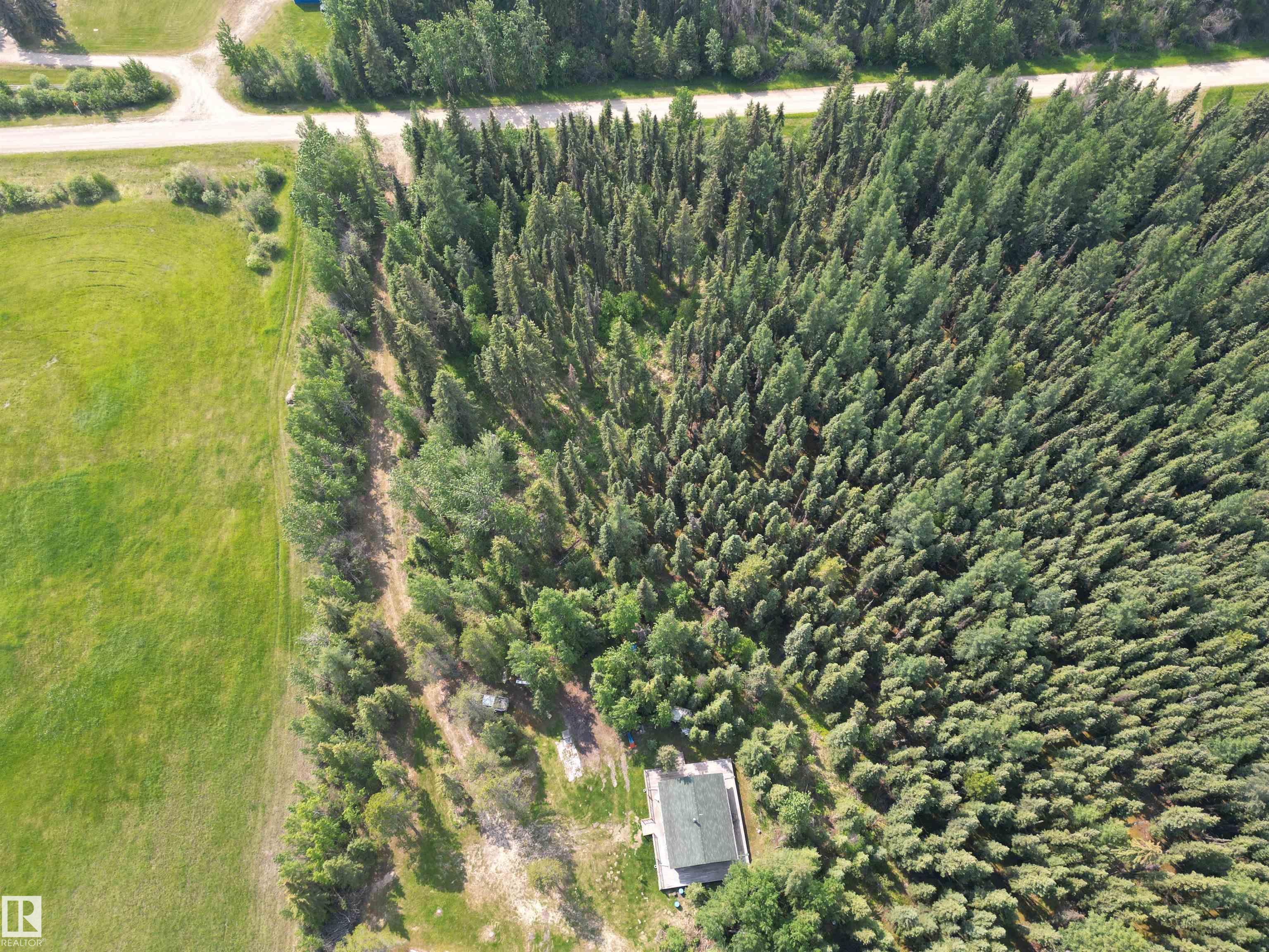 Second View of Hwy 16 & Range Rd 100, None, Rural Yellowhead, Alberta, T0E 2M0