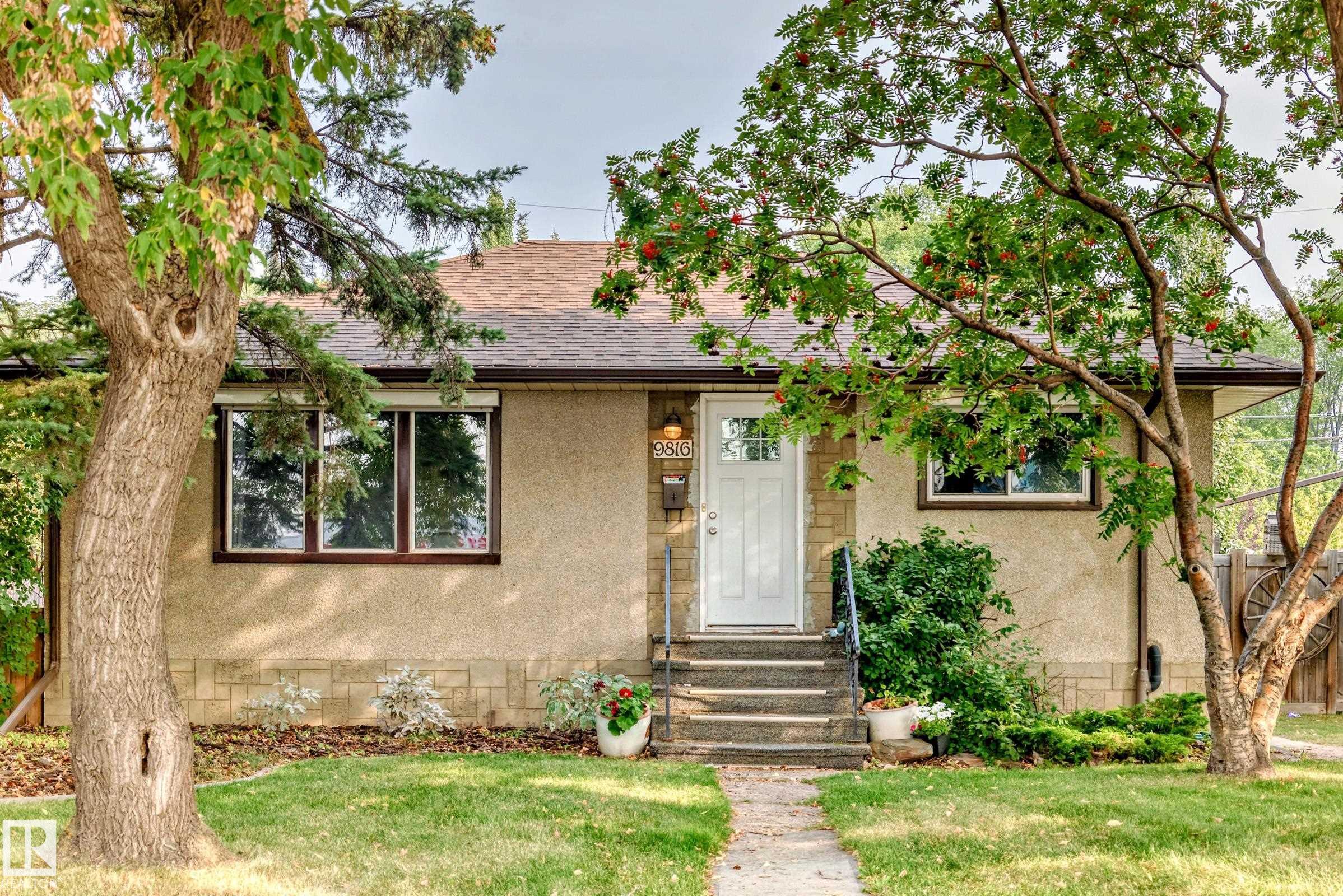 9816 63 Avenue, E4456209, Alberta,