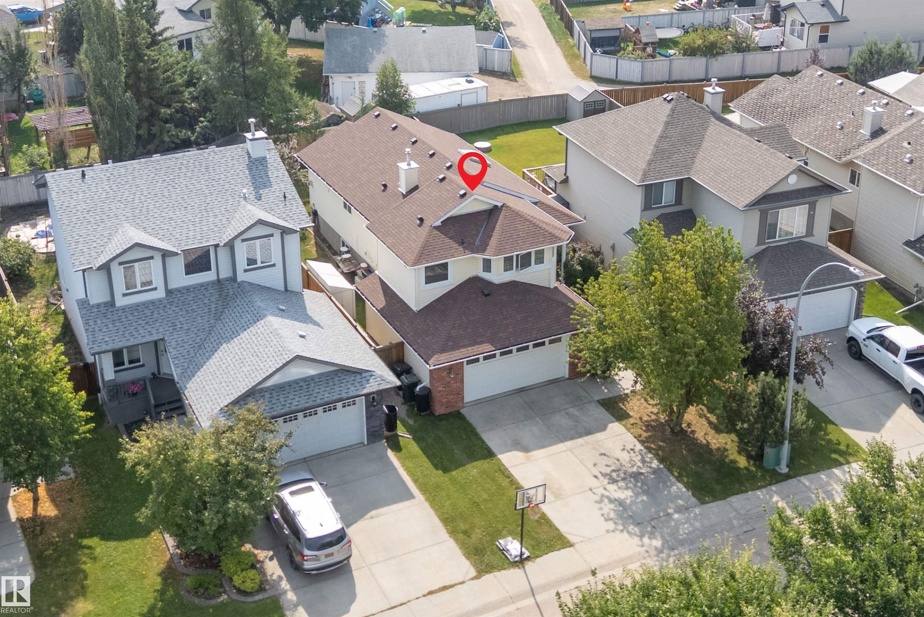 9 ASHGROVE Drive, E4456328, Alberta,