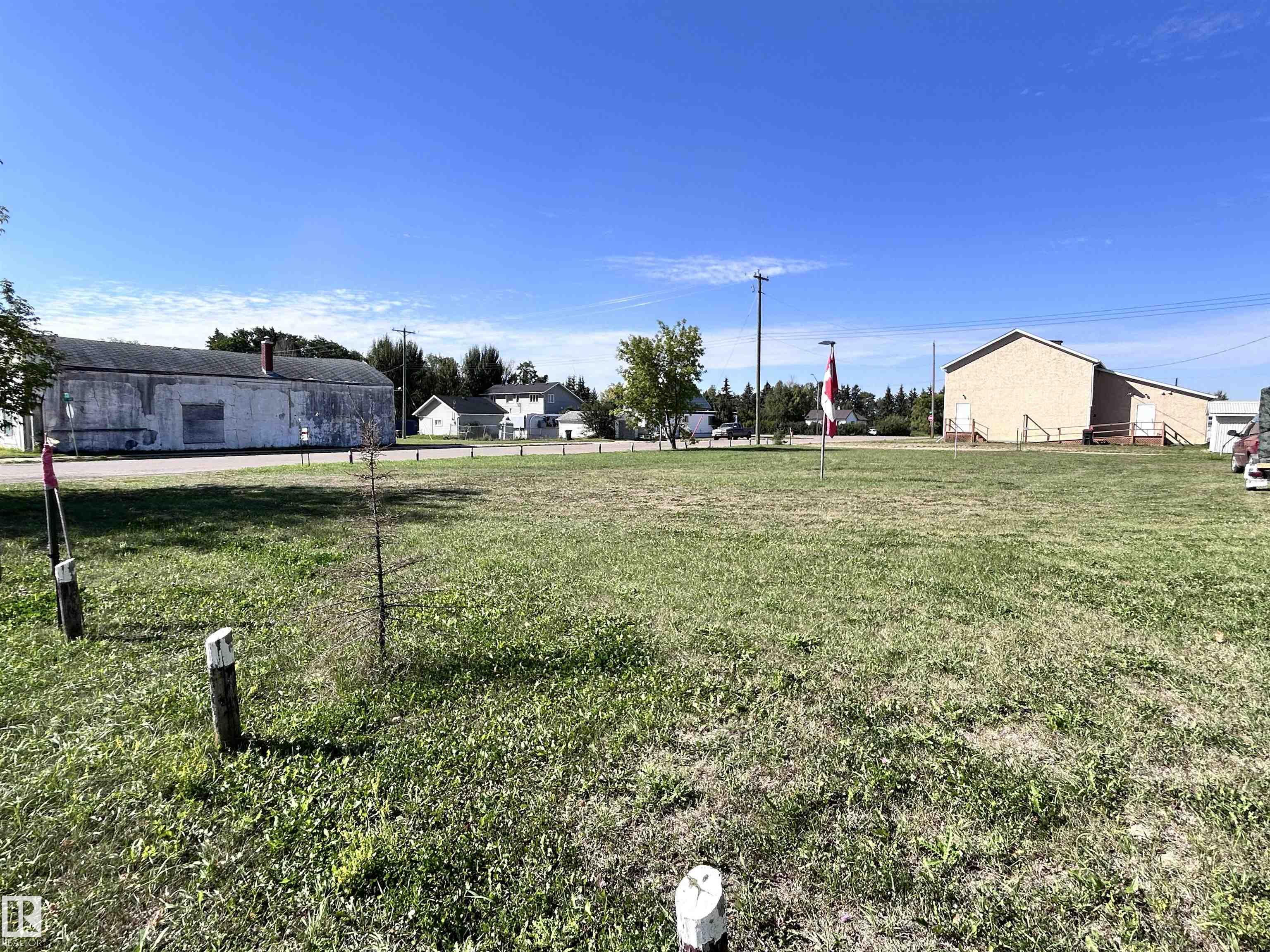 806 1 Street, E4456583, Alberta,