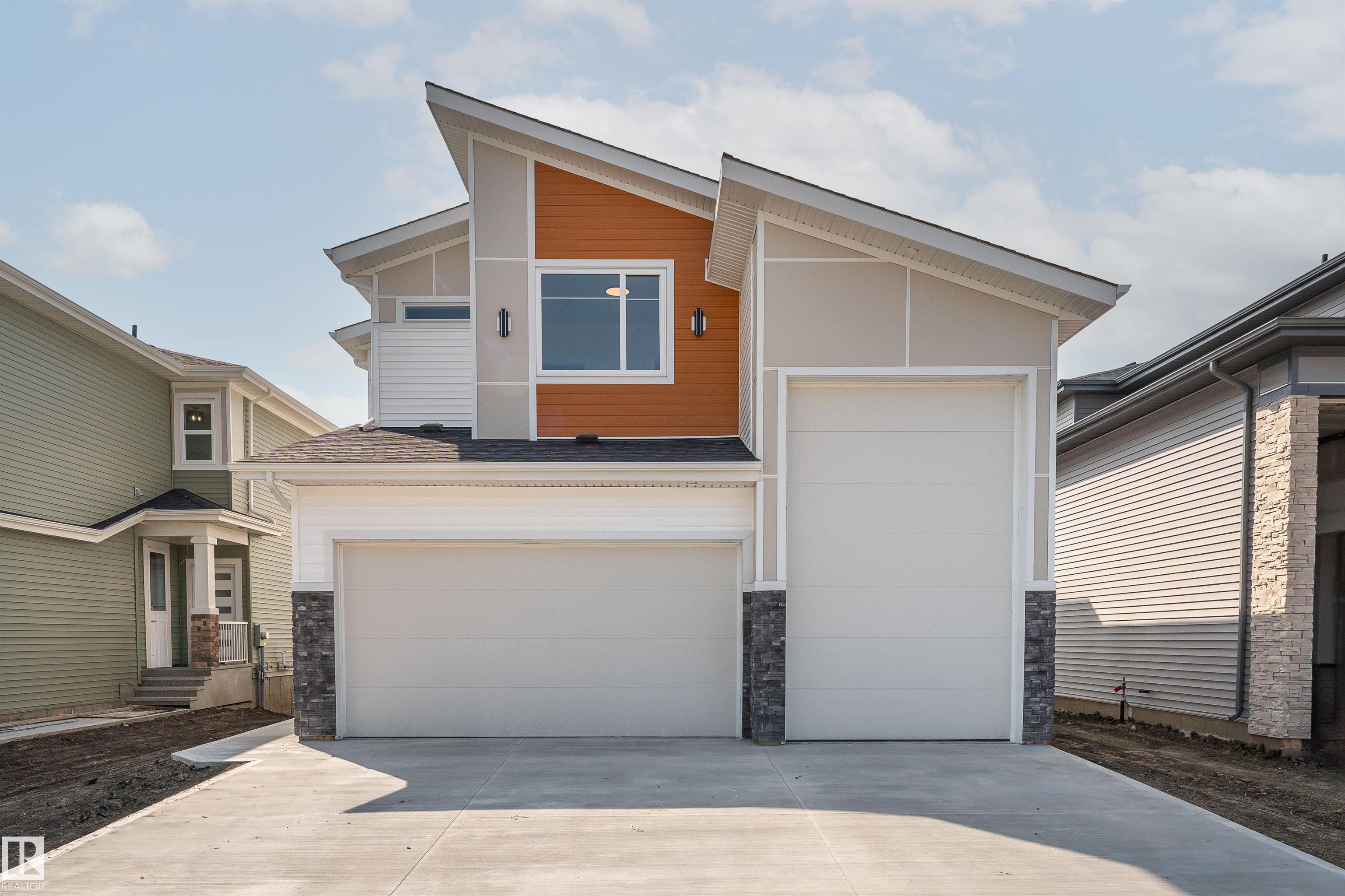 39 MAPLE Crescent, E4456777, Alberta,