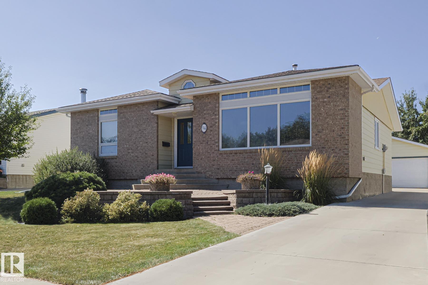 94 GARLAND Crescent, E4456903, Alberta,