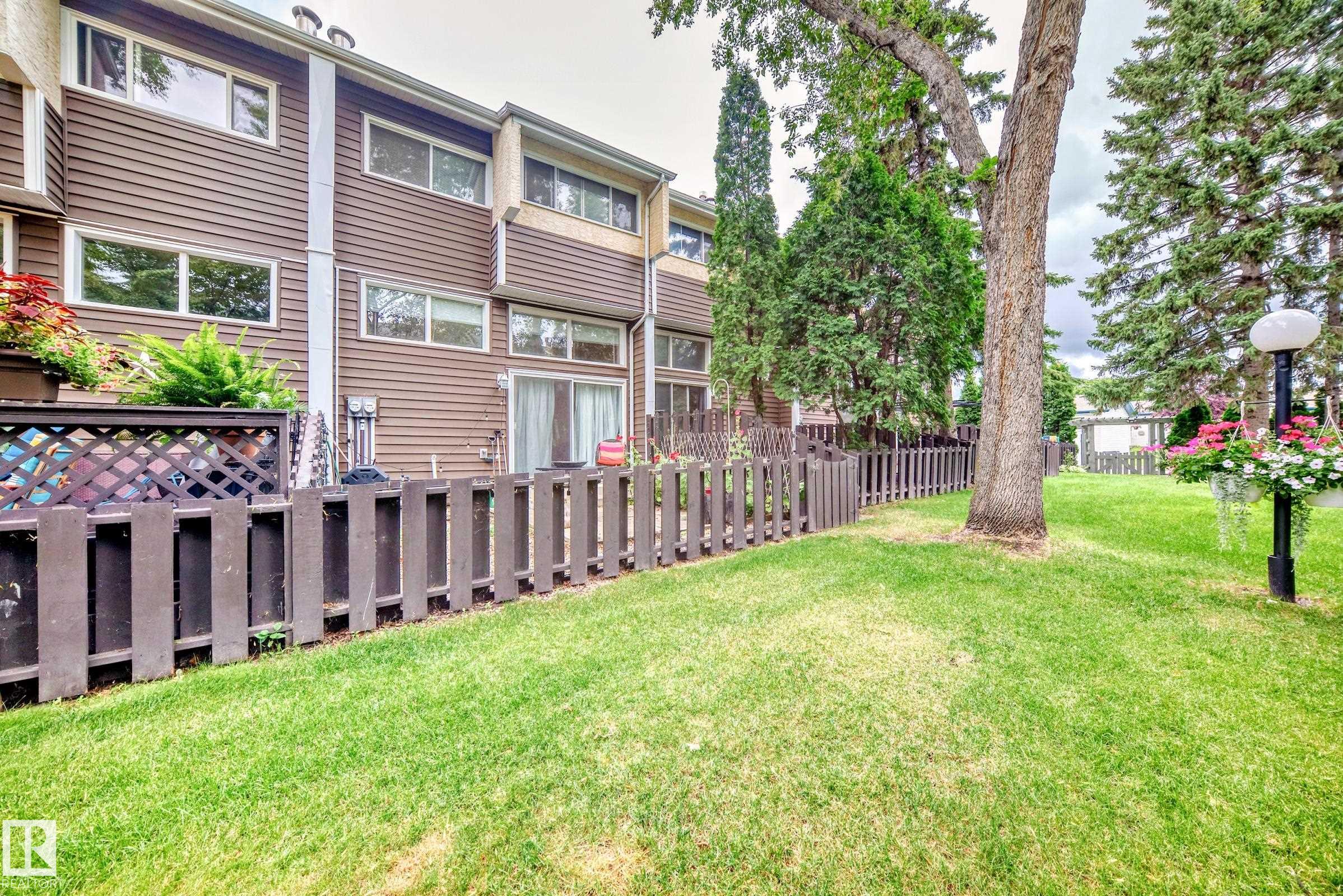 1049 MILLBOURNE Road E, E4456935, Alberta,
