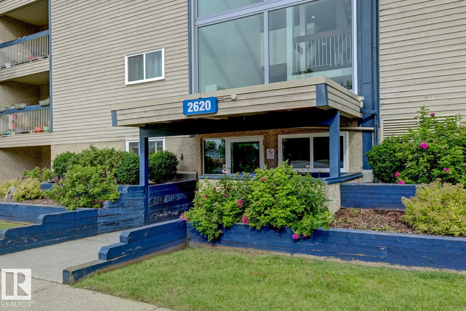 Third View of 410 2620 MILL WOODS E, Weinlos, Edmonton, Alberta, T6L 5K6