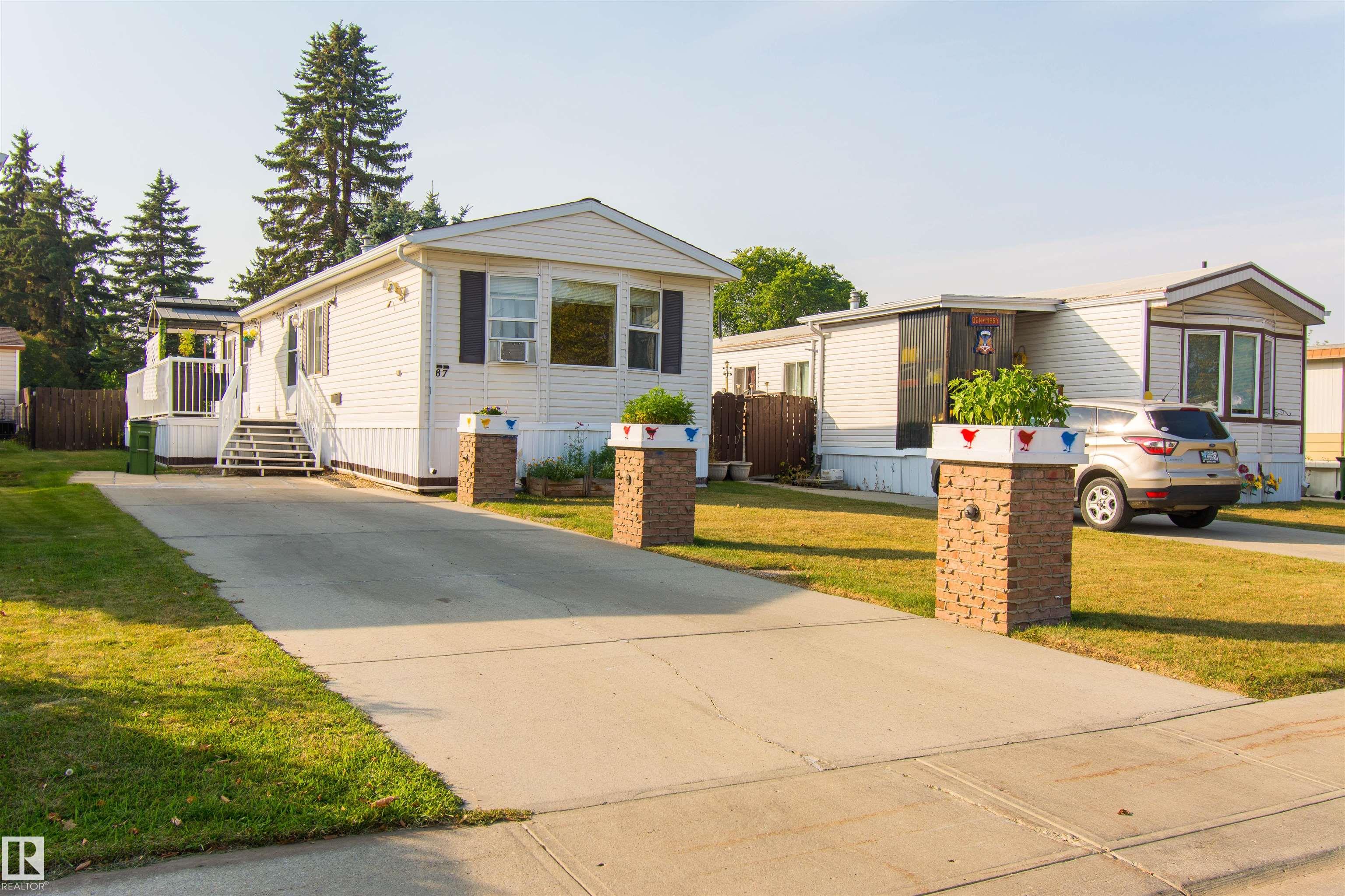 87 12604 153 Avenue NW, E4456993, Alberta,