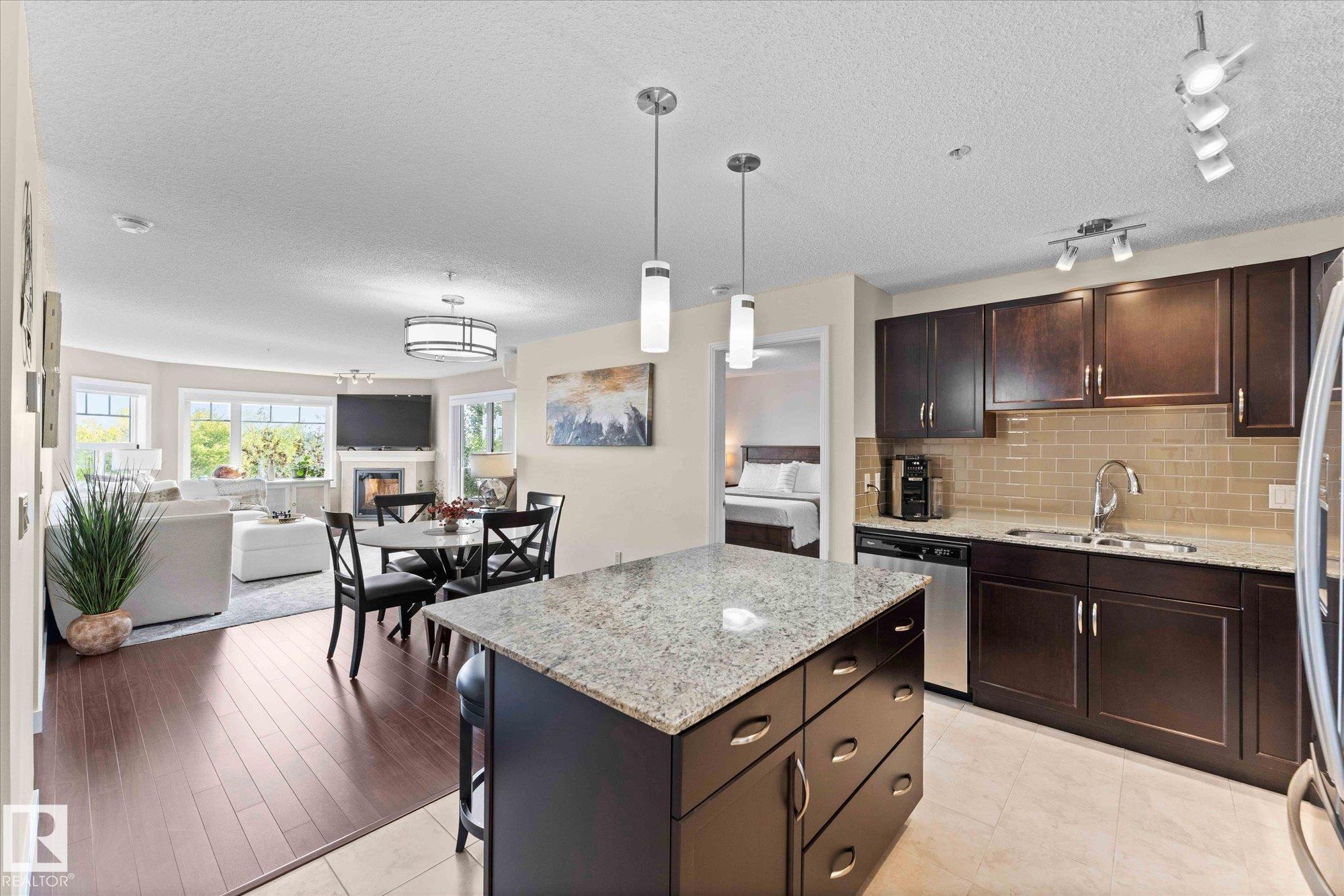 320 2045 GRANTHAM Court, E4457004, Alberta,