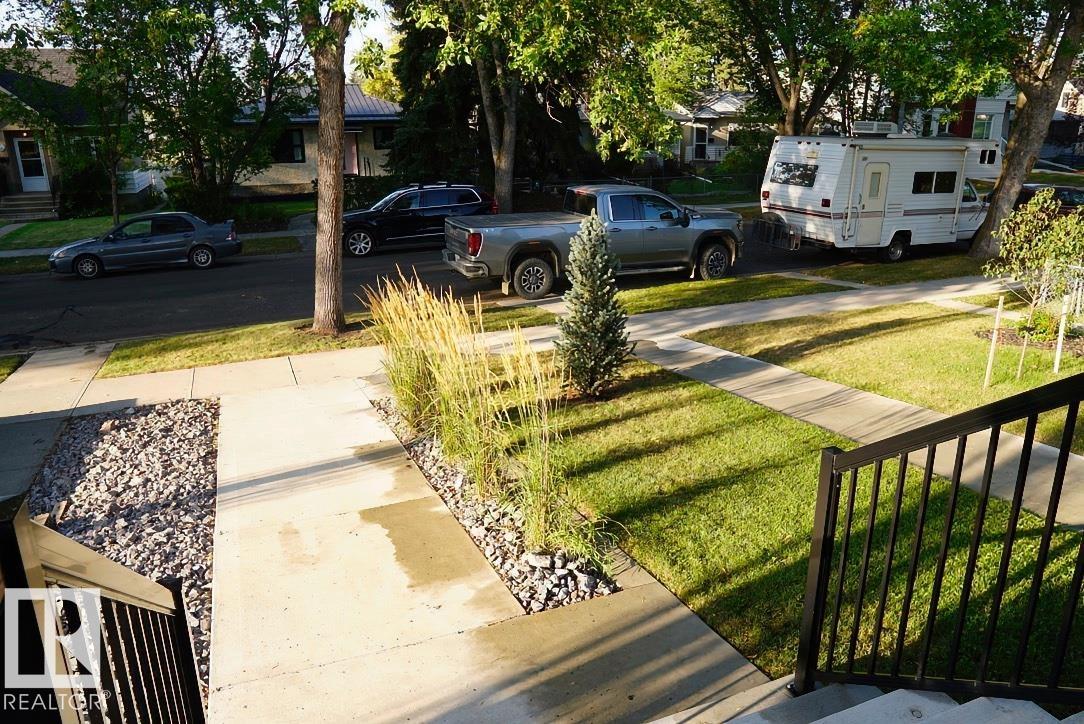 Third View of 7553 81 Avenue, King Edward Park, Edmonton, Alberta, T6C 0V4