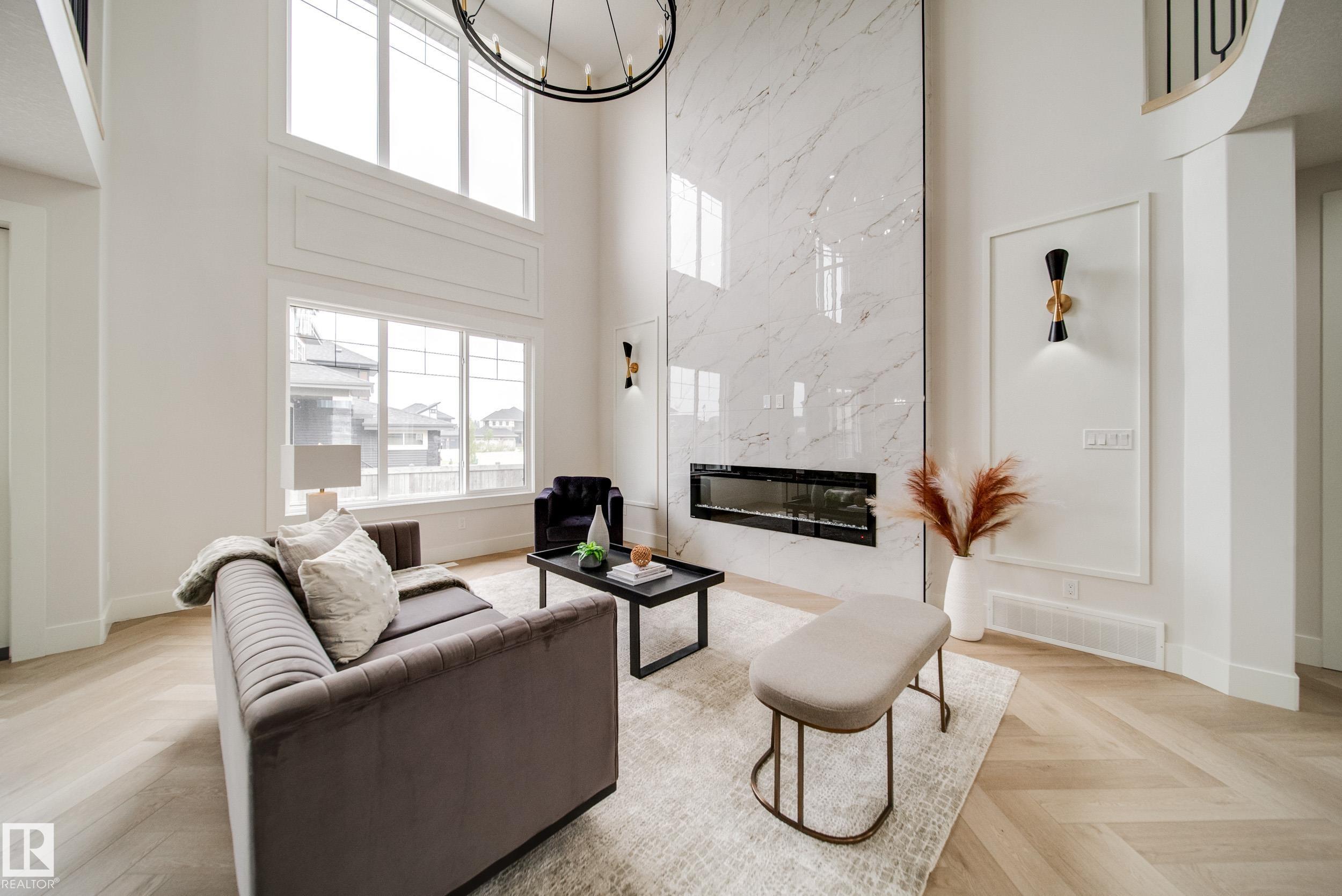 Second View of 4004 GINSBURG Crescent, Granville (Edmonton), Edmonton, Alberta, T5T 4V2