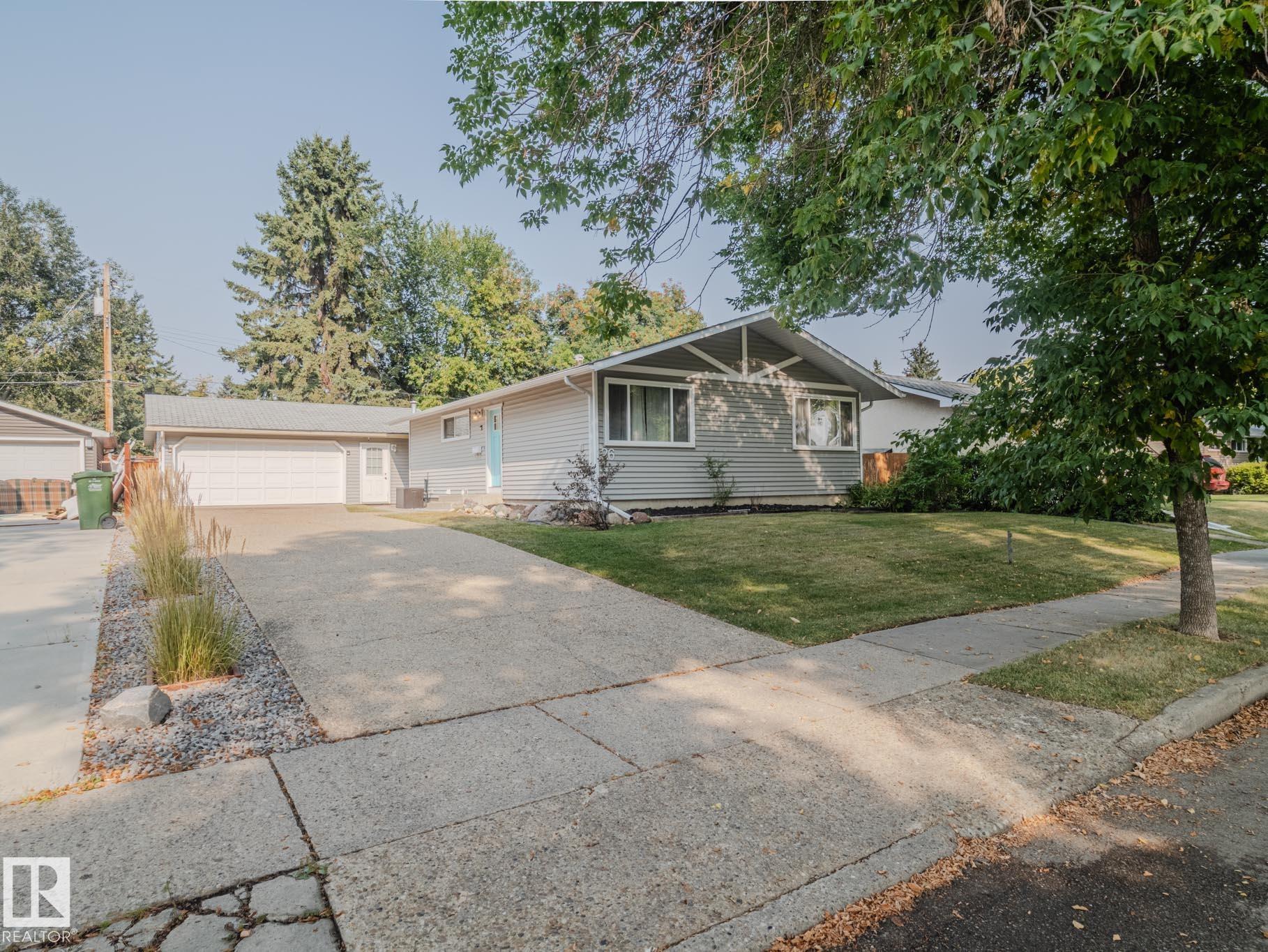 26 SUNNYSIDE Crescent, E4457021, Alberta,