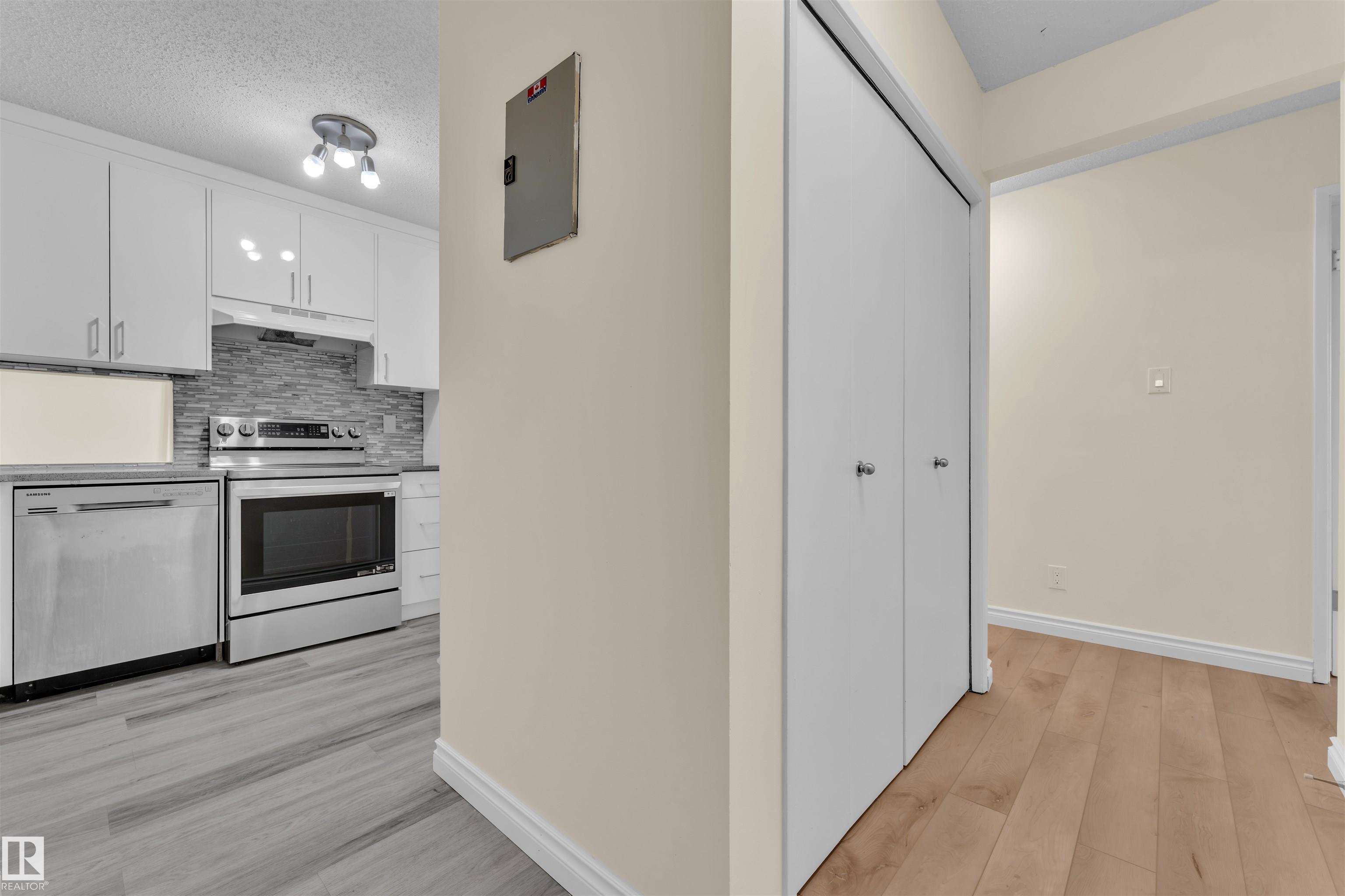 Fifth View of 5 3855 76 Street, Michaels Park, Edmonton, Alberta, T6K 2P9