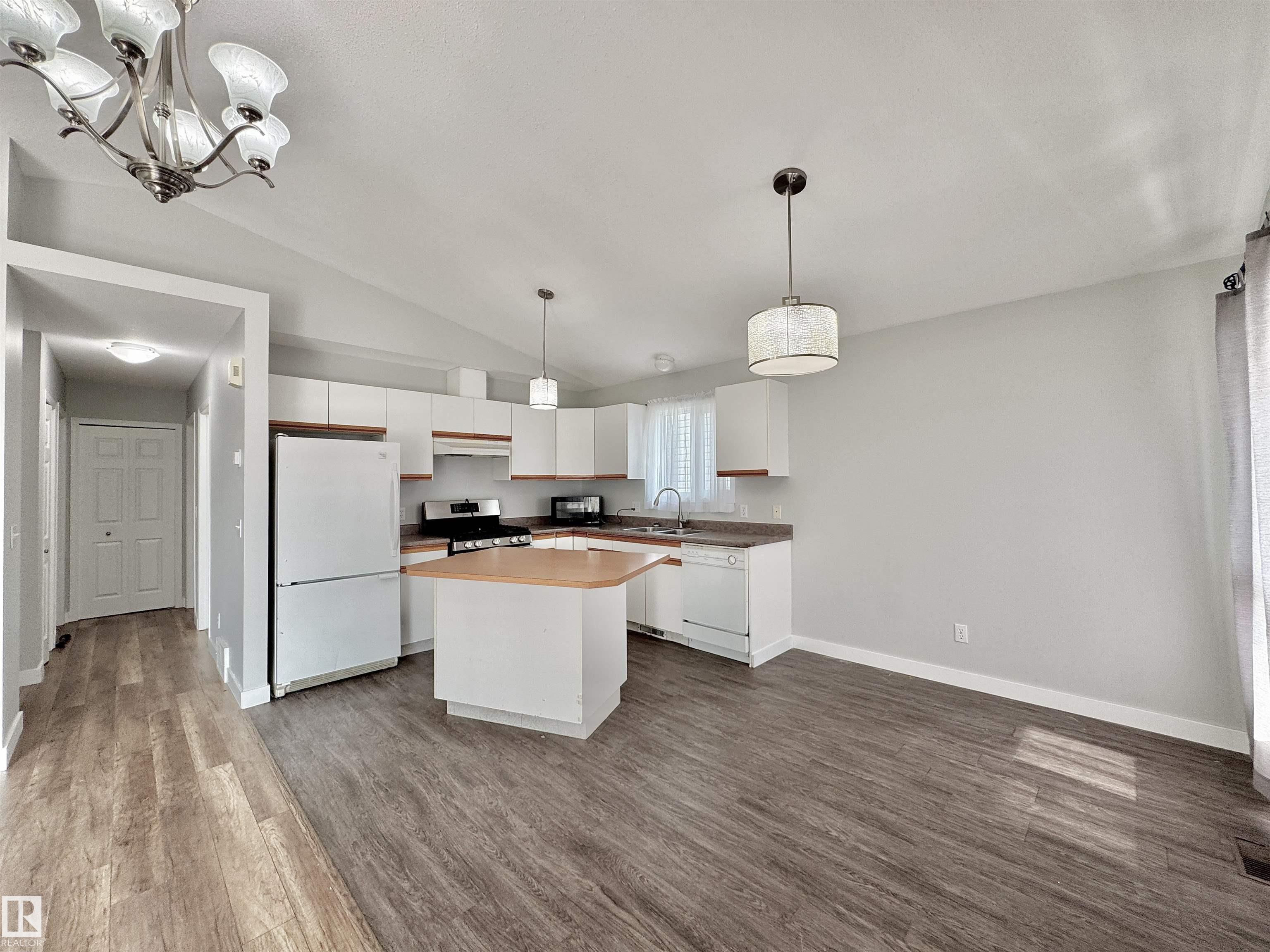 Fifth View of 70 HEATHERGLEN Crescent, Heatherglen, Spruce Grove, Alberta, T7X 3X5