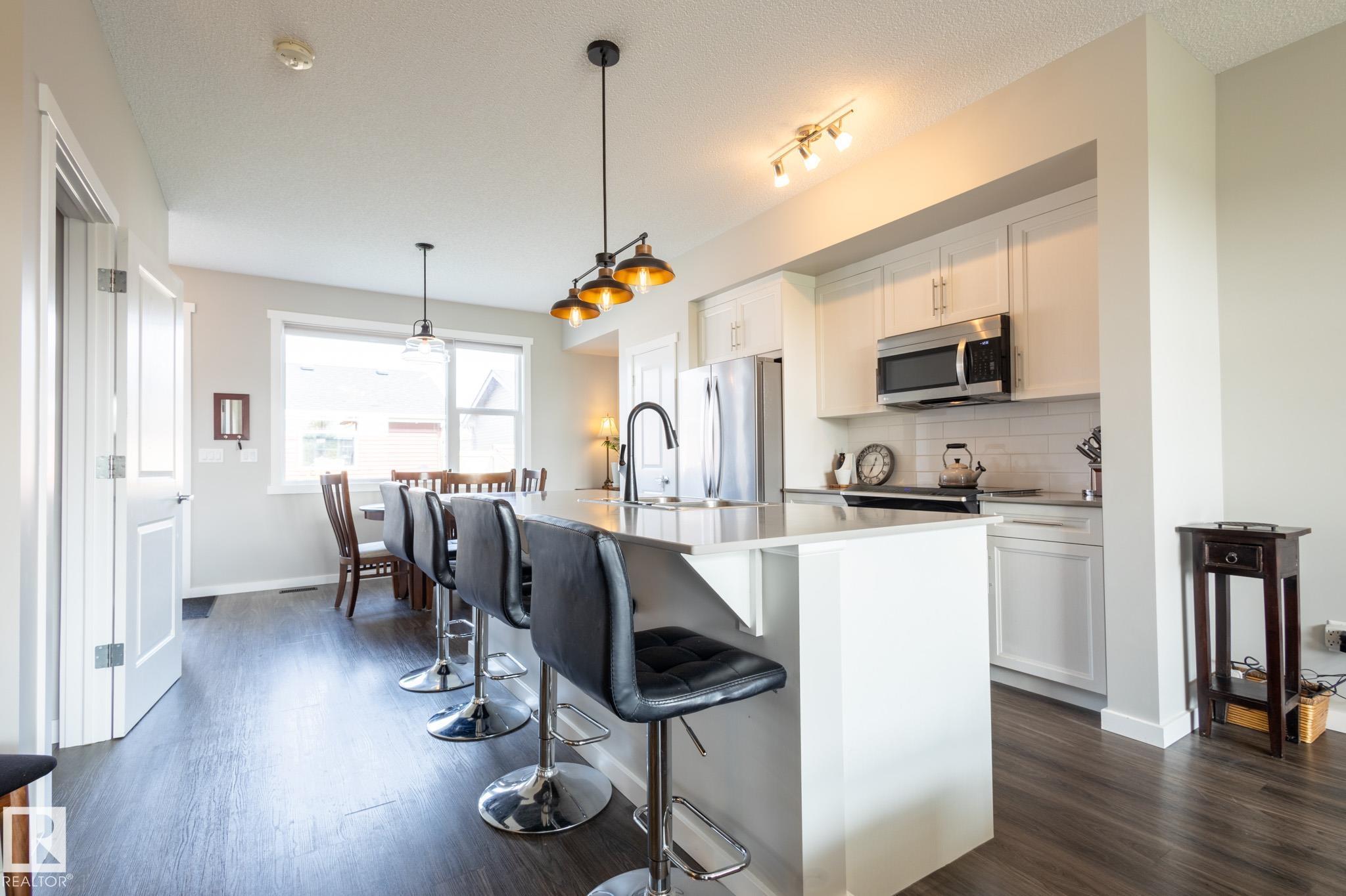 Fourth View of 2294 GLENRIDDING Boulevard, Glenridding Heights, Edmonton, Alberta, T6W 3P5