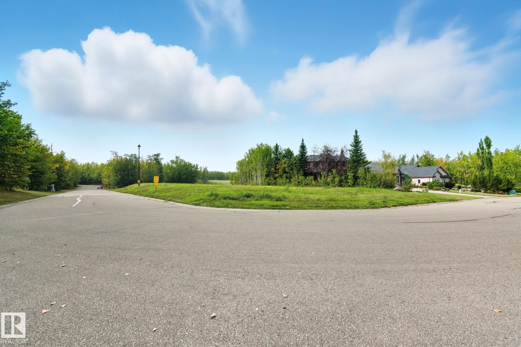 Second View of 1 51025 RGE ROAD 222, West Bear Haven, Rural Strathcona County, Alberta, T8C 1J5
