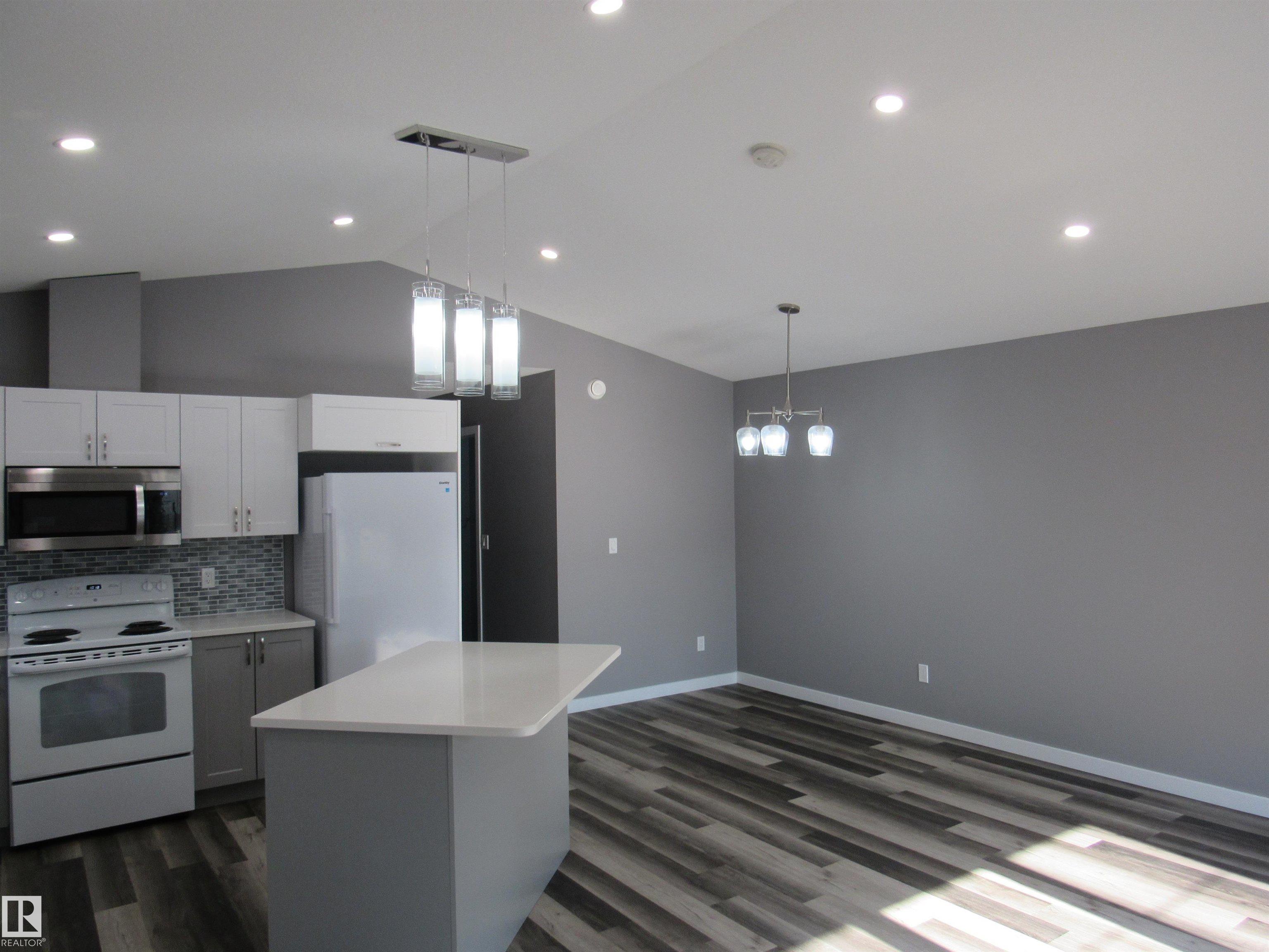 Fourth View of Unit A, 5112 - 54 Street, Barrhead, Barrhead, Alberta, T7N 1E7