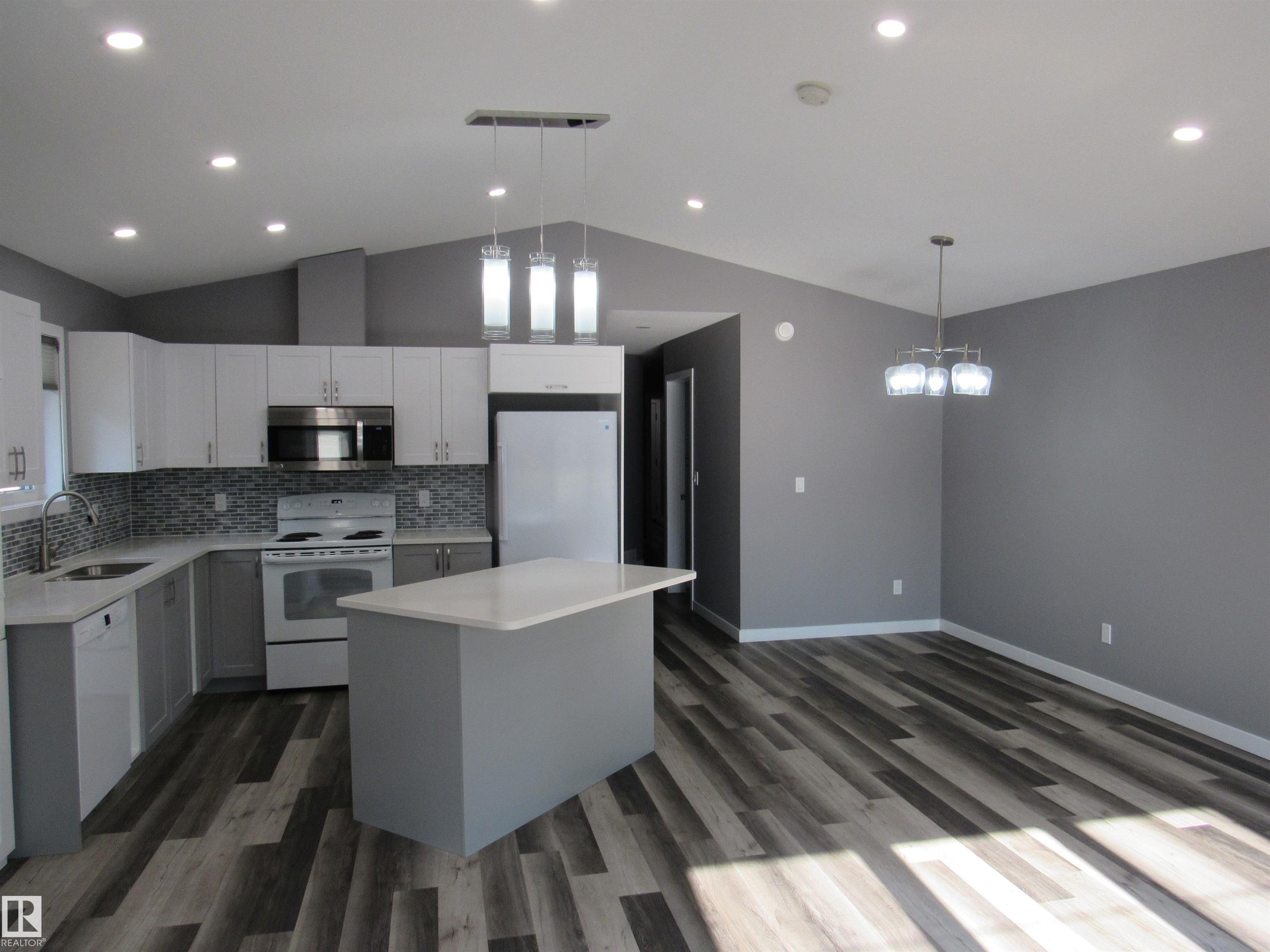 Fifth View of Unit A, 5112 - 54 Street, Barrhead, Barrhead, Alberta, T7N 1E7