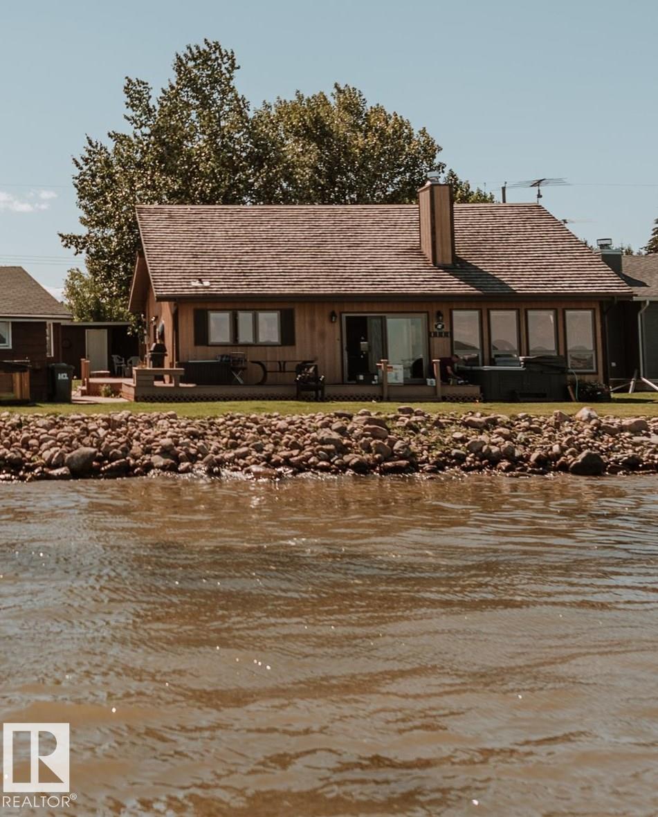 Third View of 35 Lakeshore Dr, Grandview_CWET, Rural Wetaskiwin County, Alberta, T0C 2V0
