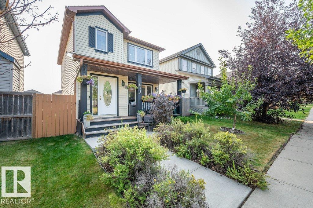 Second View of 107 SUMMERWOOD Drive, Summerwood, Sherwood Park, Alberta, T8H 0B3