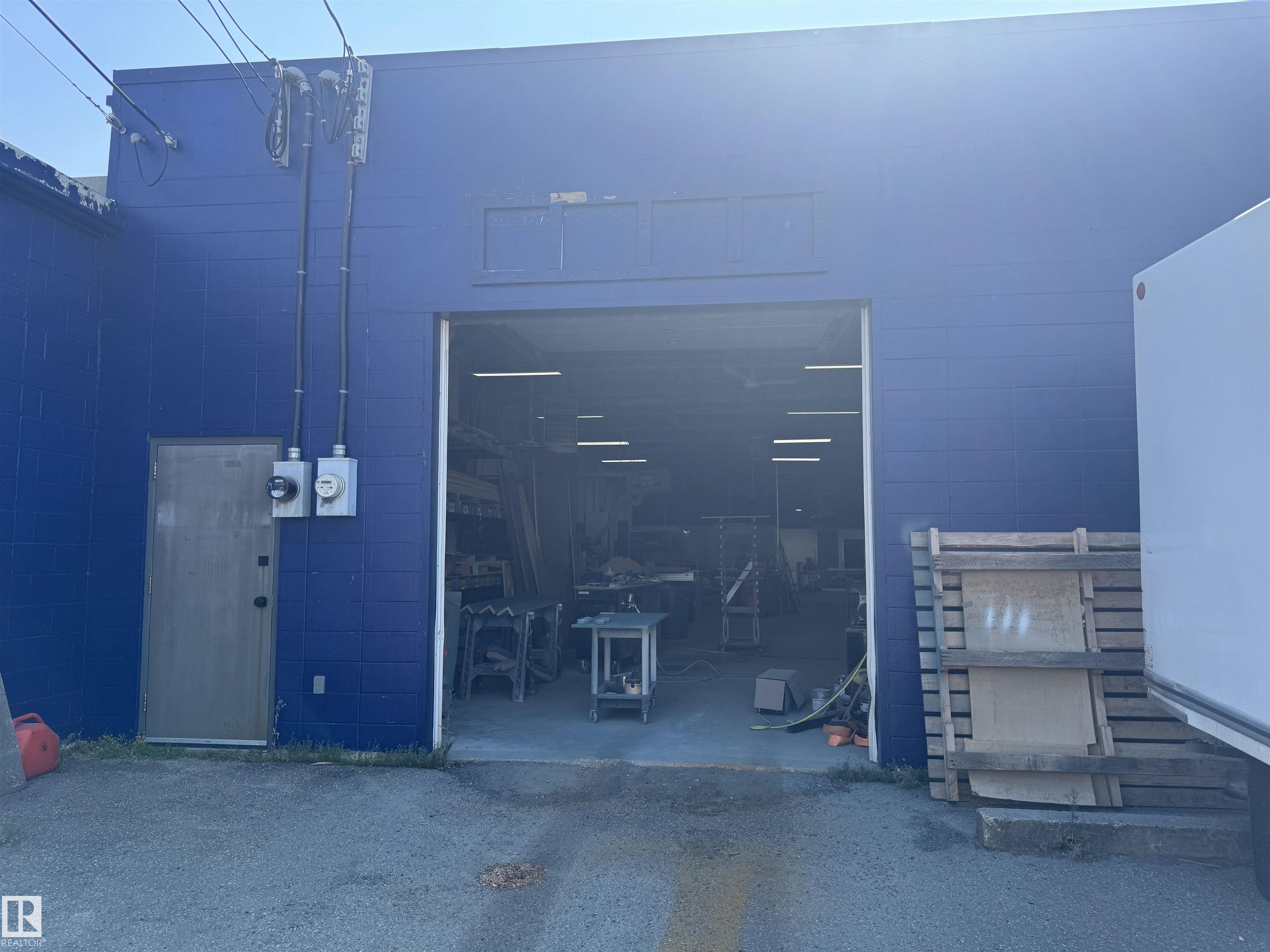 Third View of 14528 115 Avenue NW, Huff Bremner Estate Industrial, Edmonton, Alberta, T5M 3B9