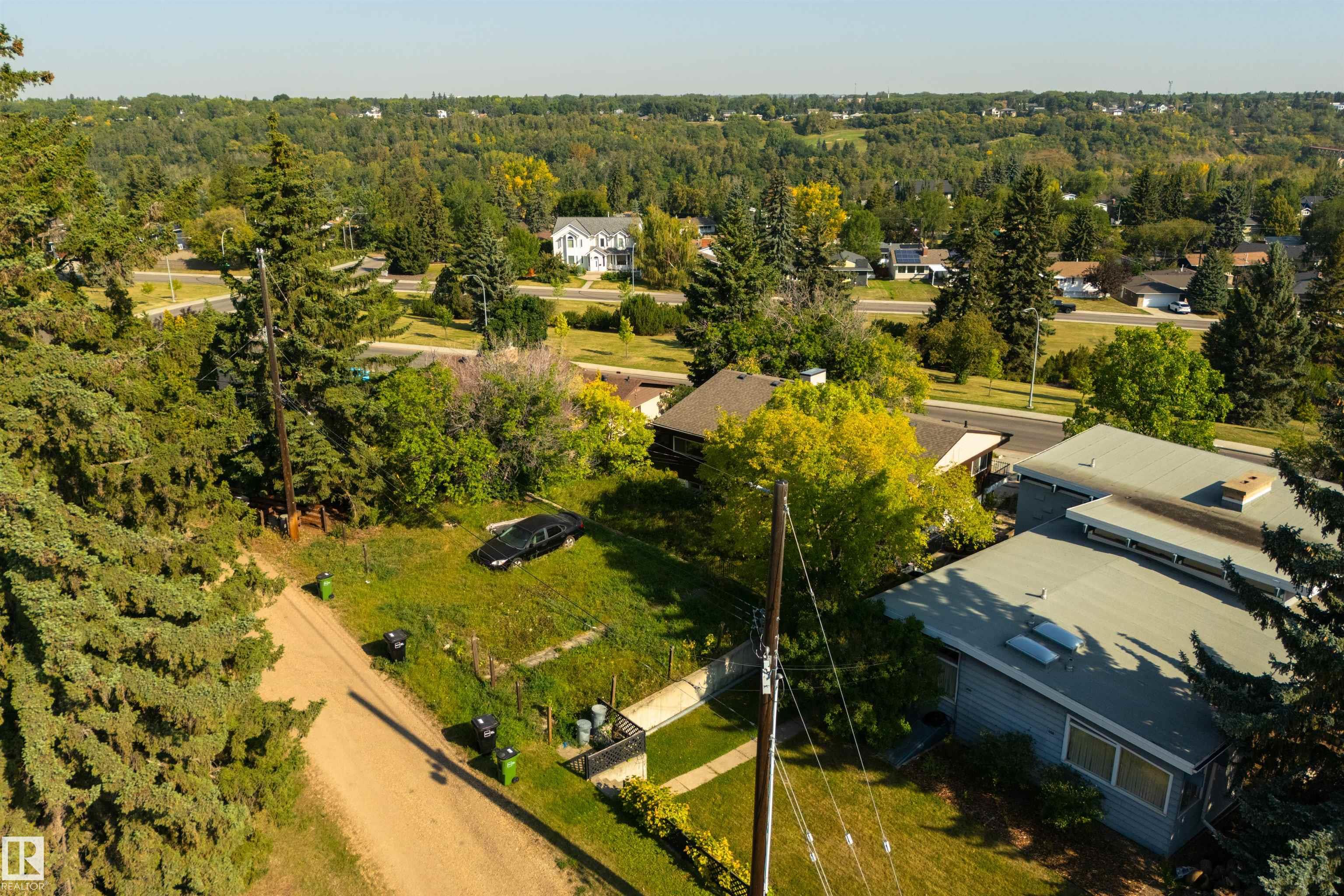 Third View of 6507 HARDISTY Drive, Capilano, Edmonton, Alberta, T6A 3V2