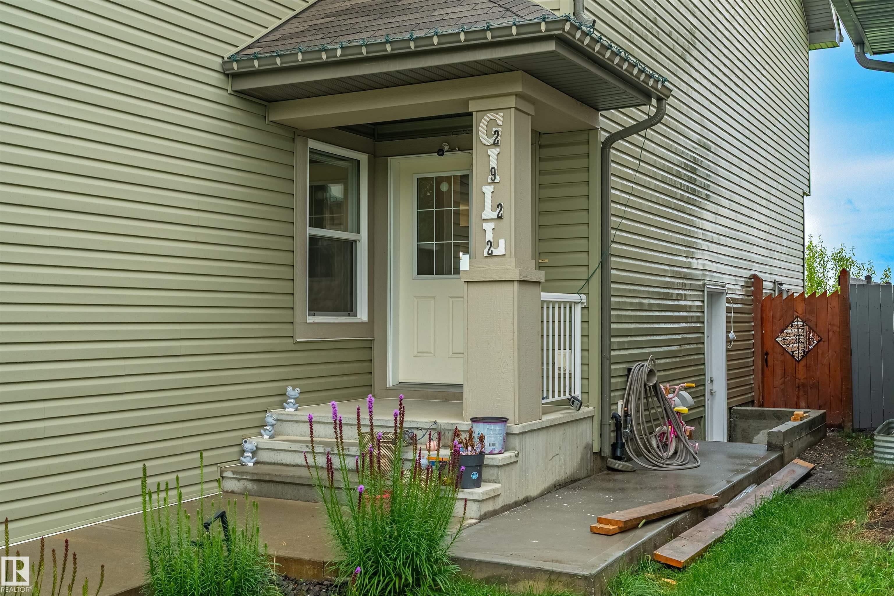 Fourth View of 2922 17A Avenue, Laurel, Edmonton, Alberta, T6T 0R8