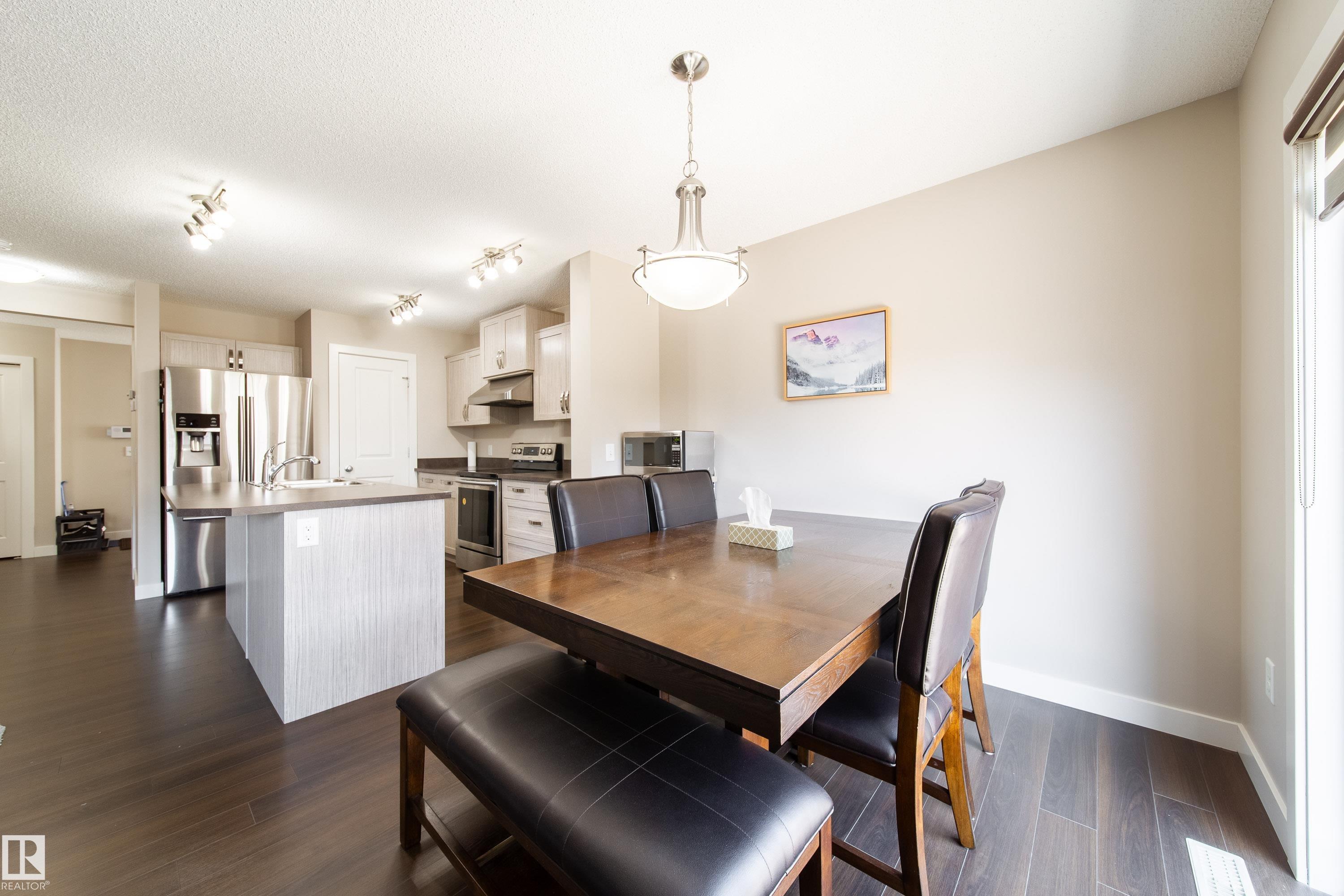 Second View of 1107 33A Street, Laurel, Edmonton, Alberta, T6T 2C4