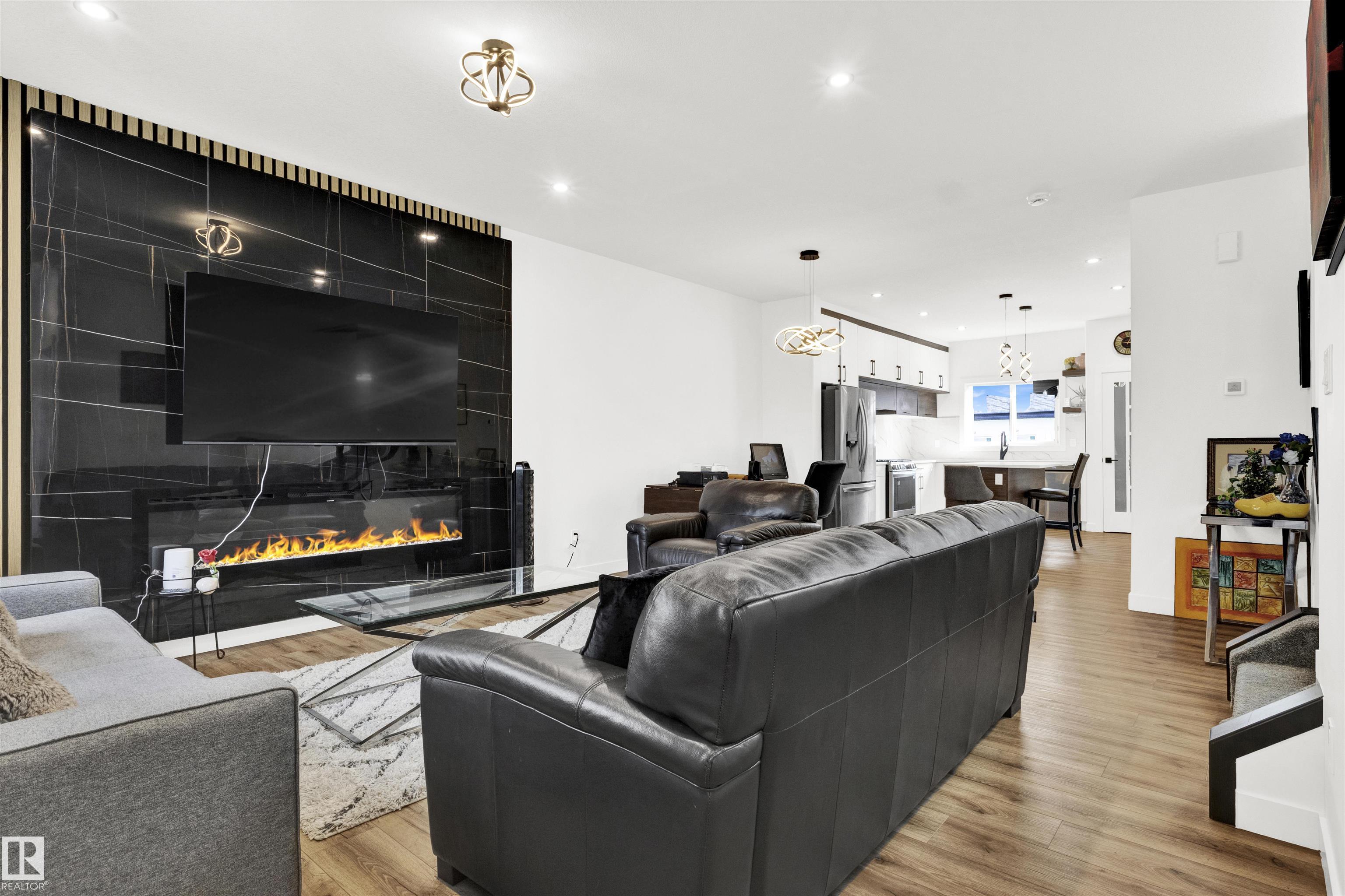 Second View of 9559 85 Street, Holyrood, Edmonton, Alberta, T6C 3E1