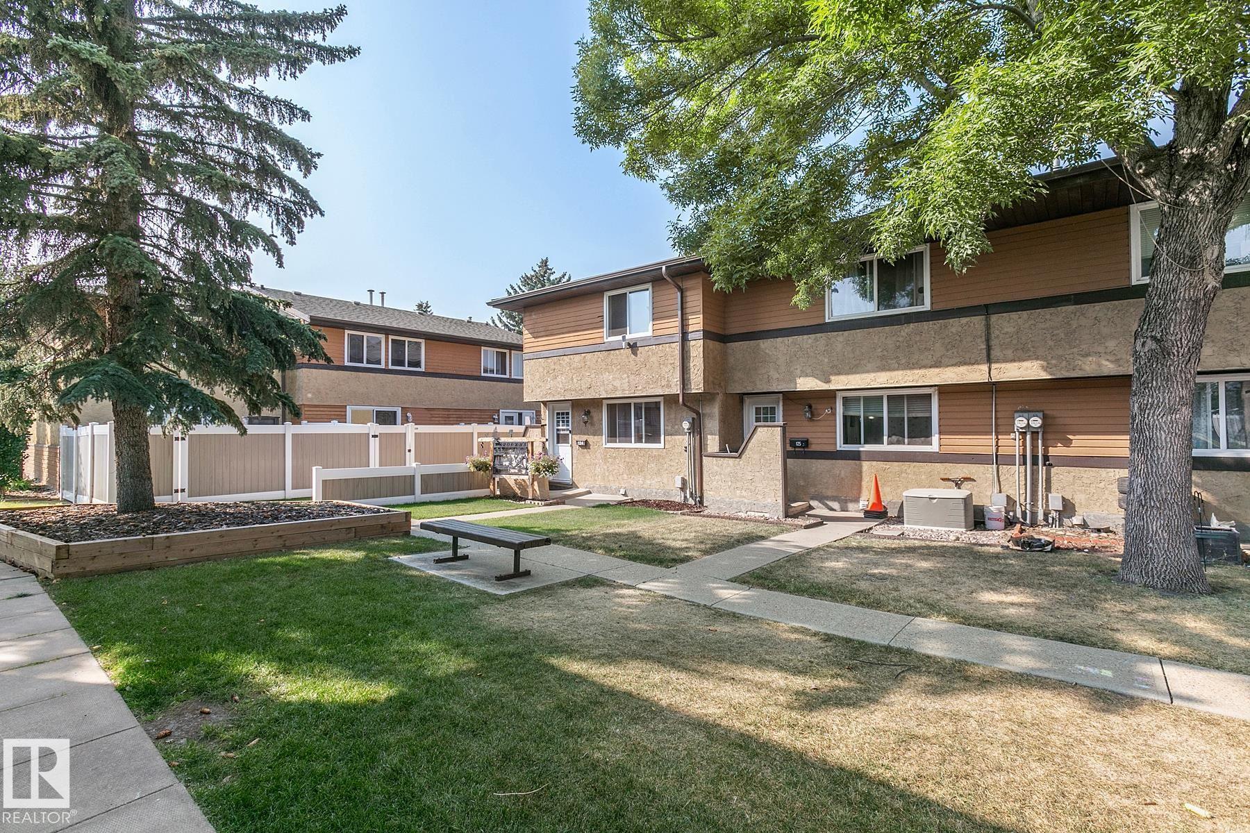 125 WOODBOROUGH Way, E4457544, Alberta,