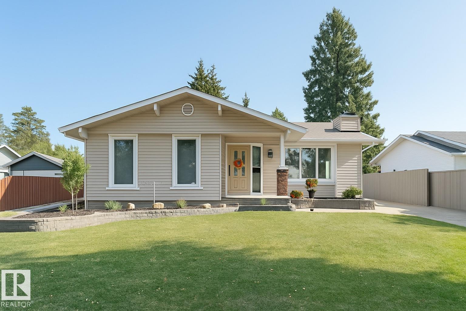 17 LONGVIEW Crescent, E4457561, Alberta,
