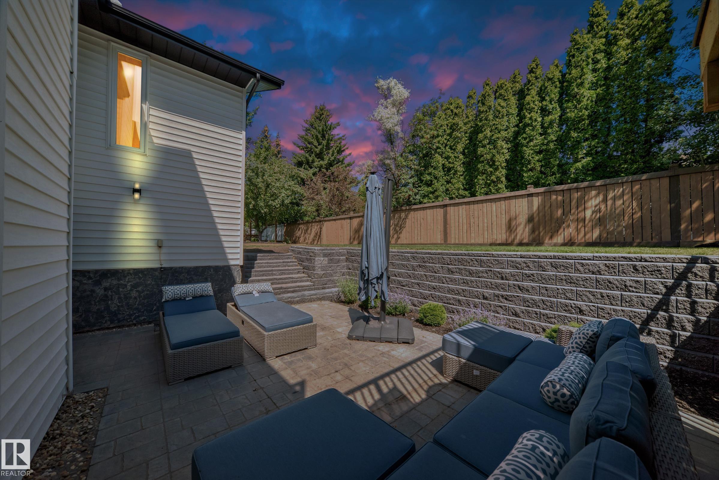 Third View of 424 BUTCHART Drive, Bulyea Heights, Edmonton, Alberta, T6R 1R1