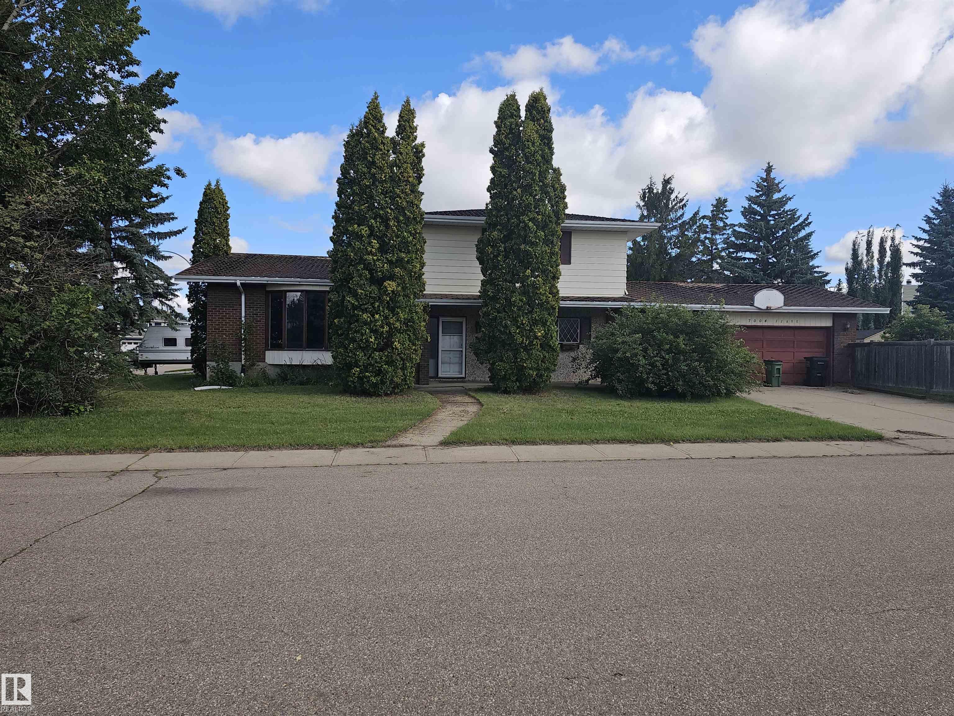 7004 11 Avenue, E4457658, Alberta,