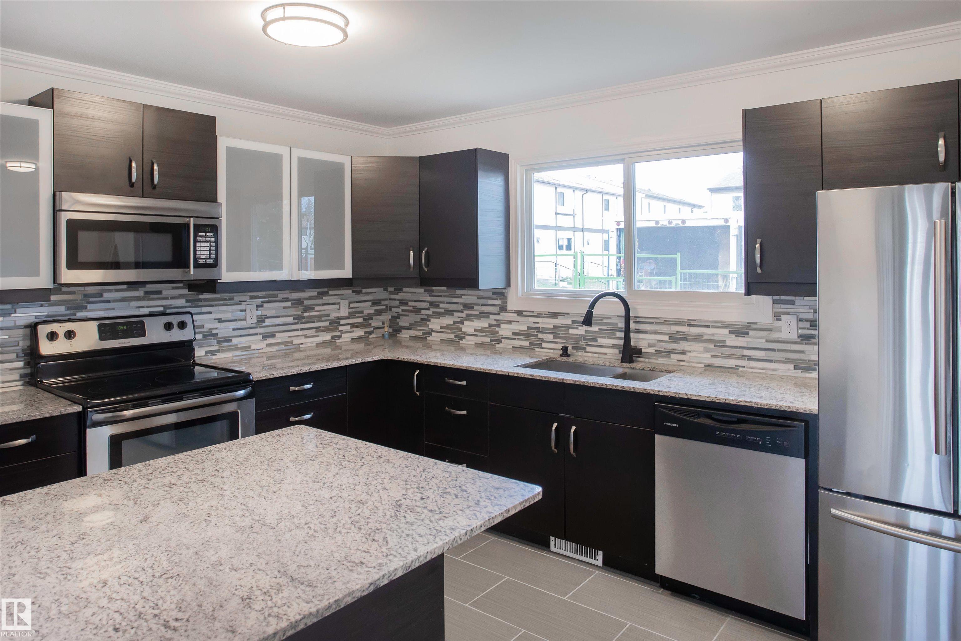 1270 LAKEWOOD Road W, E4457711, Alberta,