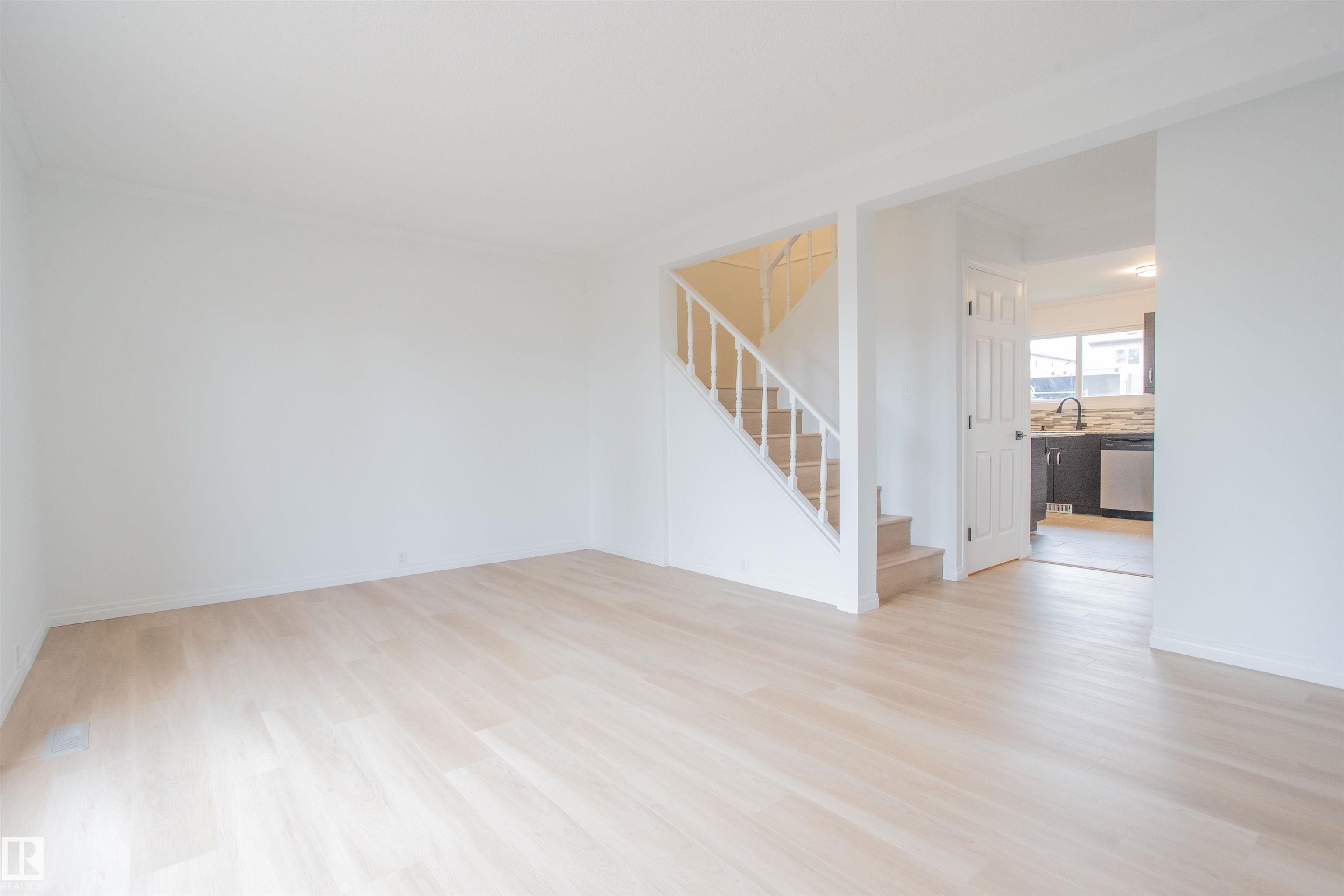 Fourth View of 1270 LAKEWOOD Road W, Tipaskan, Edmonton, Alberta, T6K 3P2