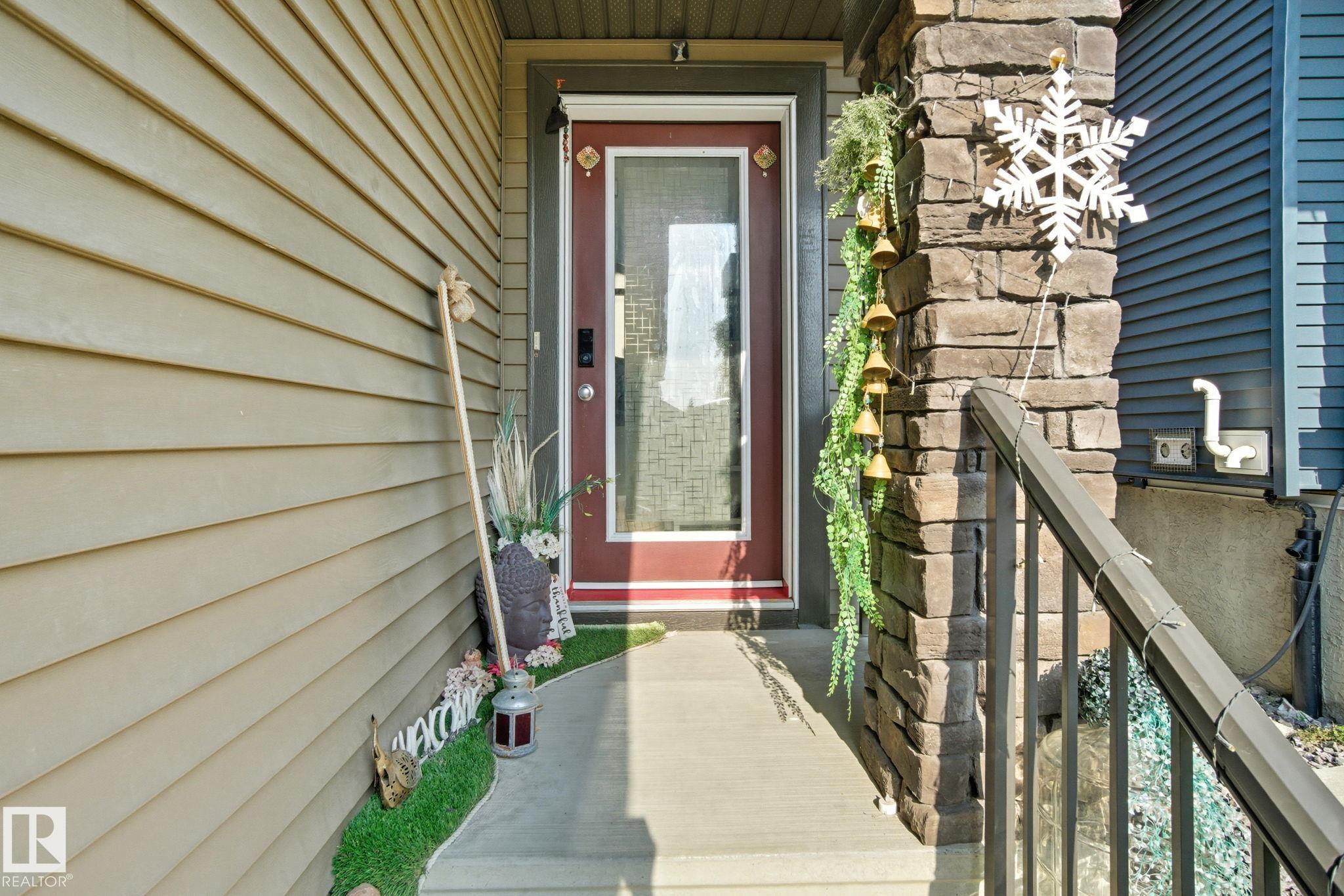 Fourth View of 2039 WONNACOTT Way, Walker, Edmonton, Alberta, T6X 2J4