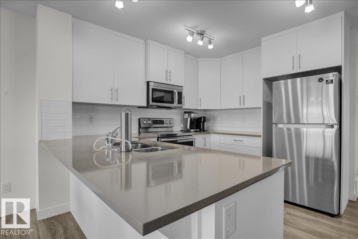 Fifth View of 12210 176 Avenue, Rapperswill, Edmonton, Alberta, T5X 0L2