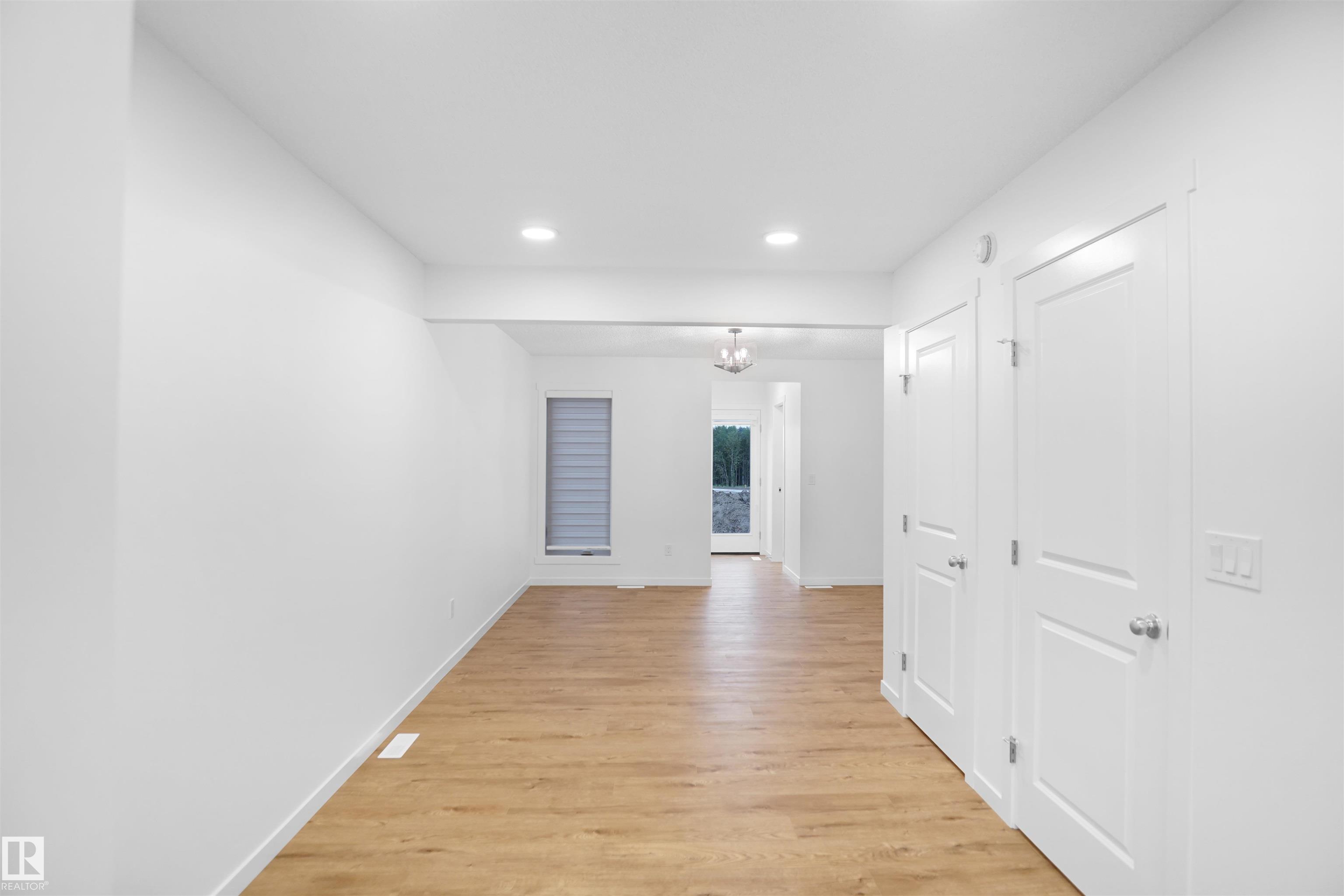 Fifth View of 4360 Kinglet Drive, Kinglet Gardens, Edmonton, Alberta, T5S 0T1
