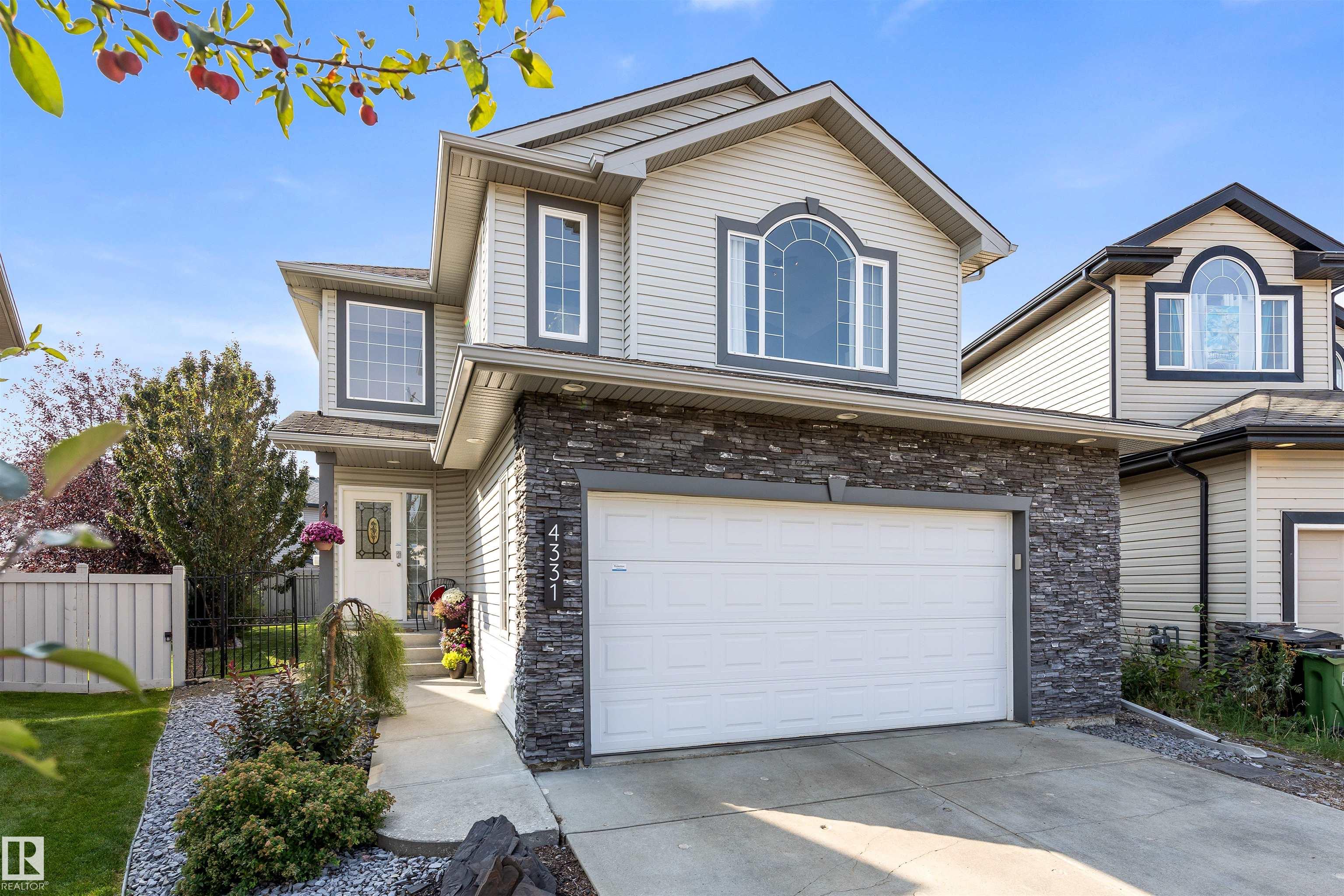 4331 MCMULLEN Way, E4457964, Alberta,
