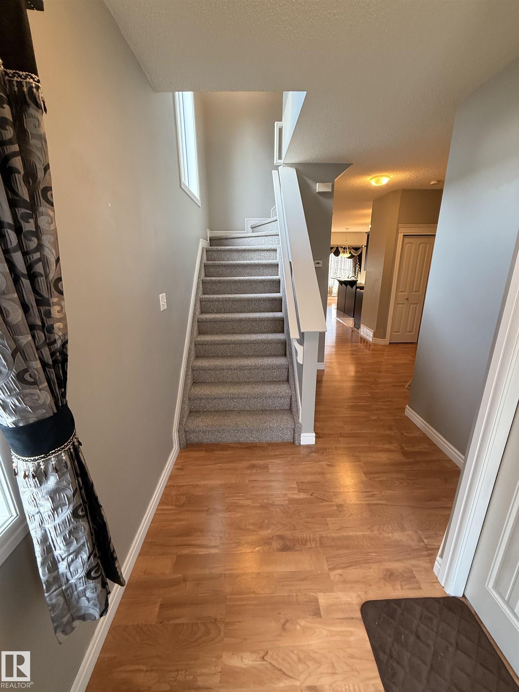 Third View of 11427 13 Avenue SW, Rutherford (Edmonton), Edmonton, Alberta, T6W 0G7