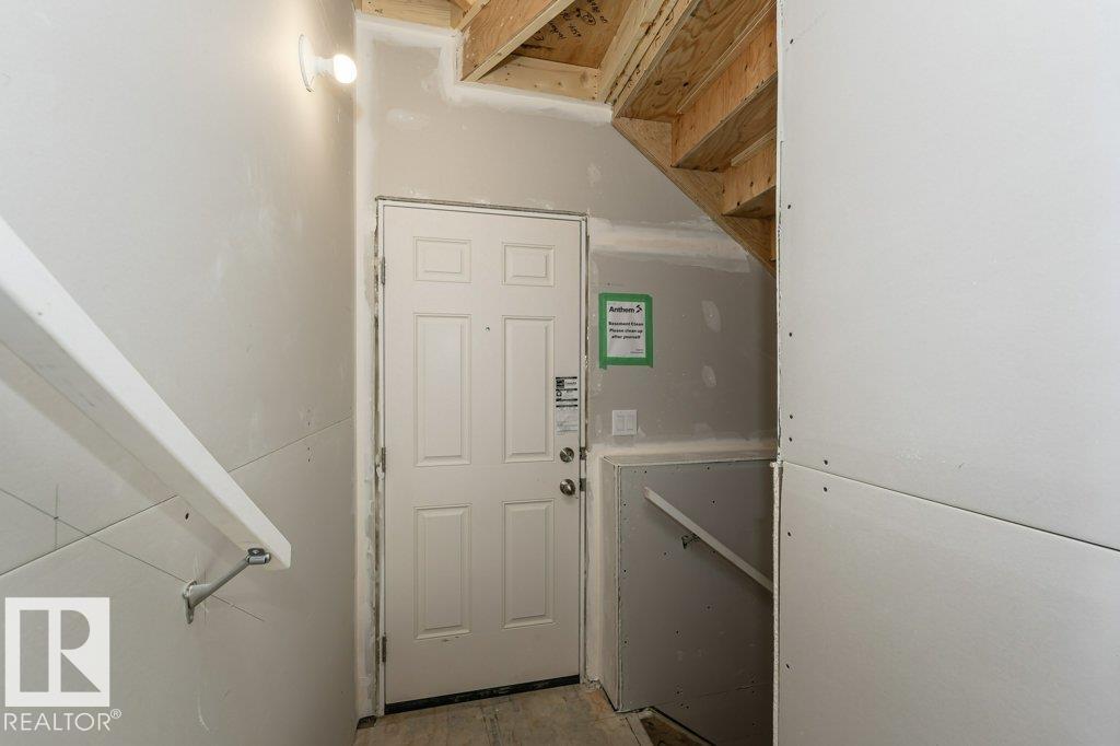 Fourth View of 322 EDGEMONT Drive, Edgemont (Edmonton), Edmonton, Alberta, T6M 3G7