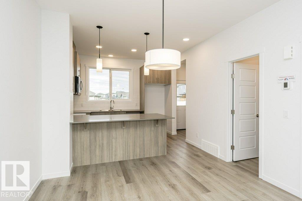 Third View of 326 EDGEMONT Drive, Edgemont (Edmonton), Edmonton, Alberta, T6M 3G7