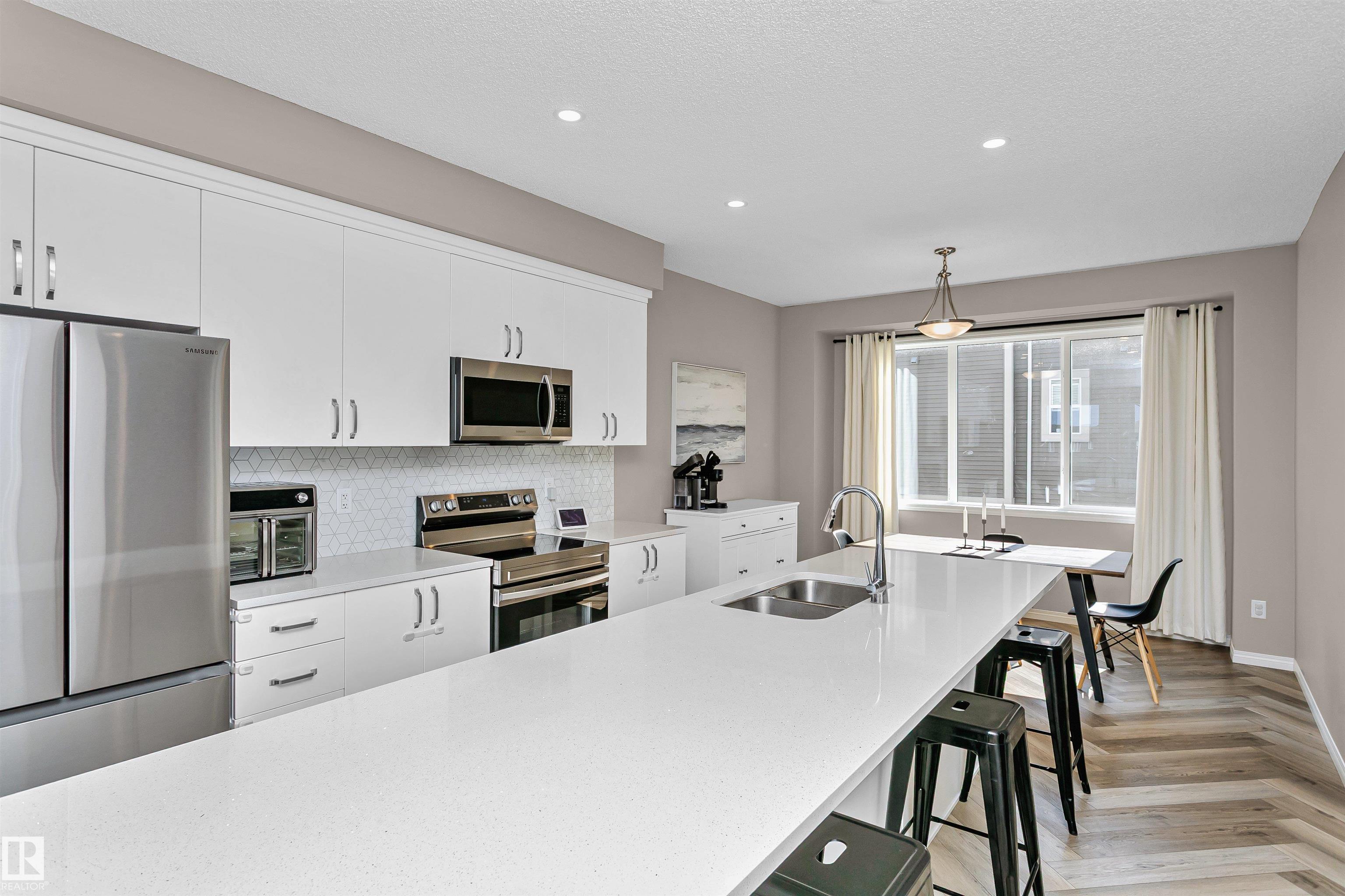 Second View of 88 2072 WONNACOTT Way, Walker, Edmonton, Alberta, T6X 2V7