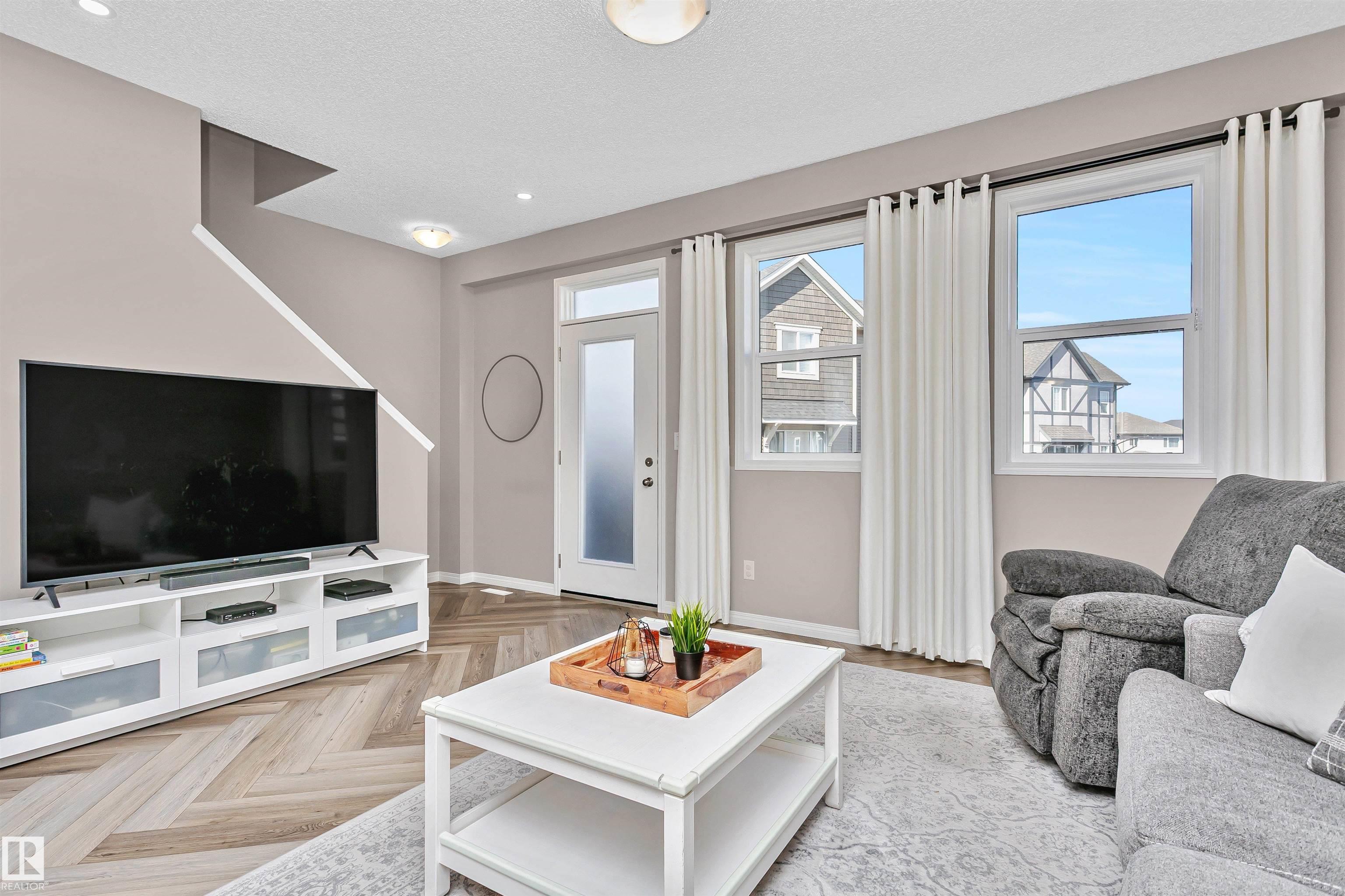 Third View of 88 2072 WONNACOTT Way, Walker, Edmonton, Alberta, T6X 2V7