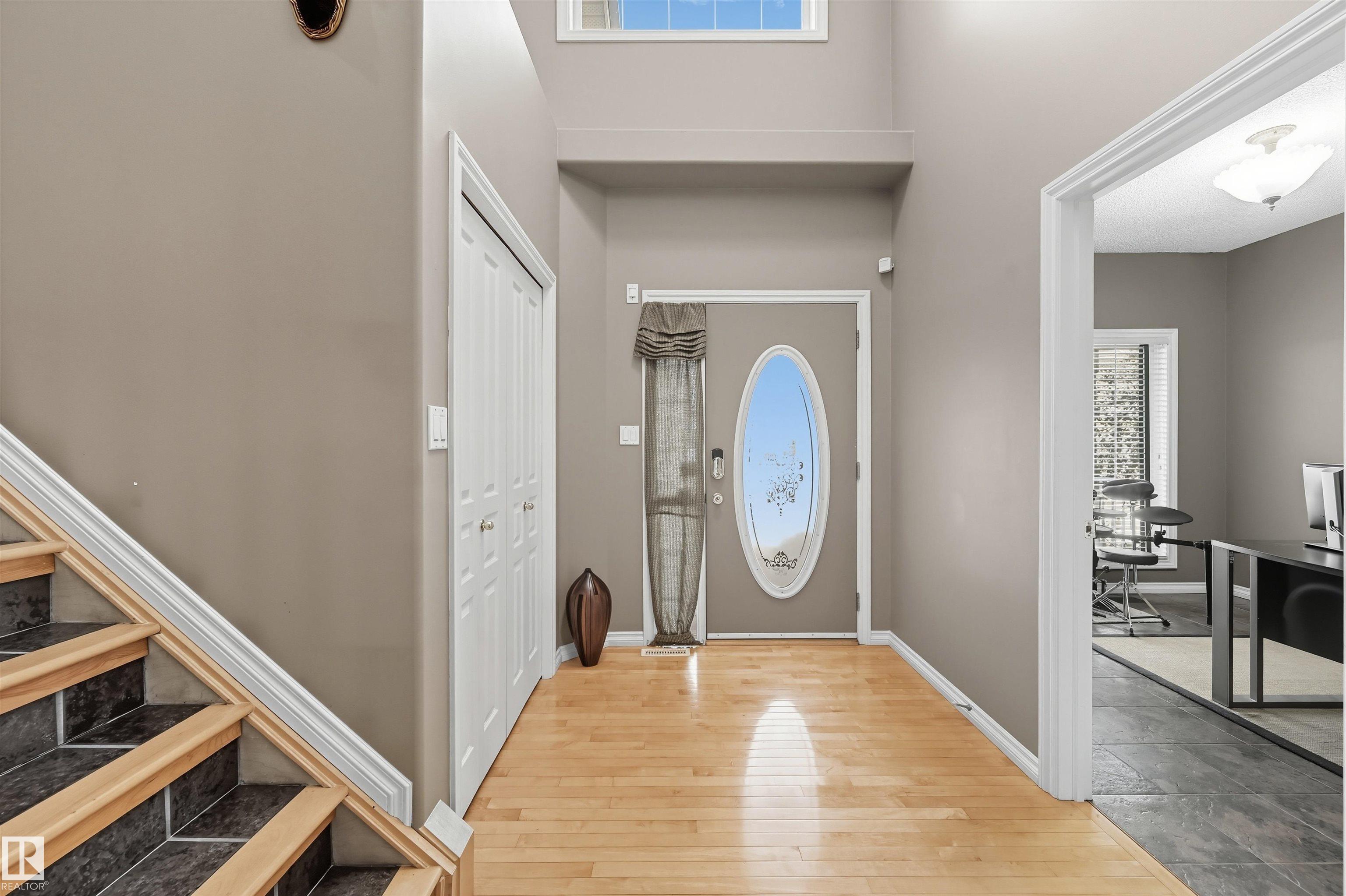 Third View of 2007 HADDOW Drive, Haddow, Edmonton, Alberta, T6R 2P2