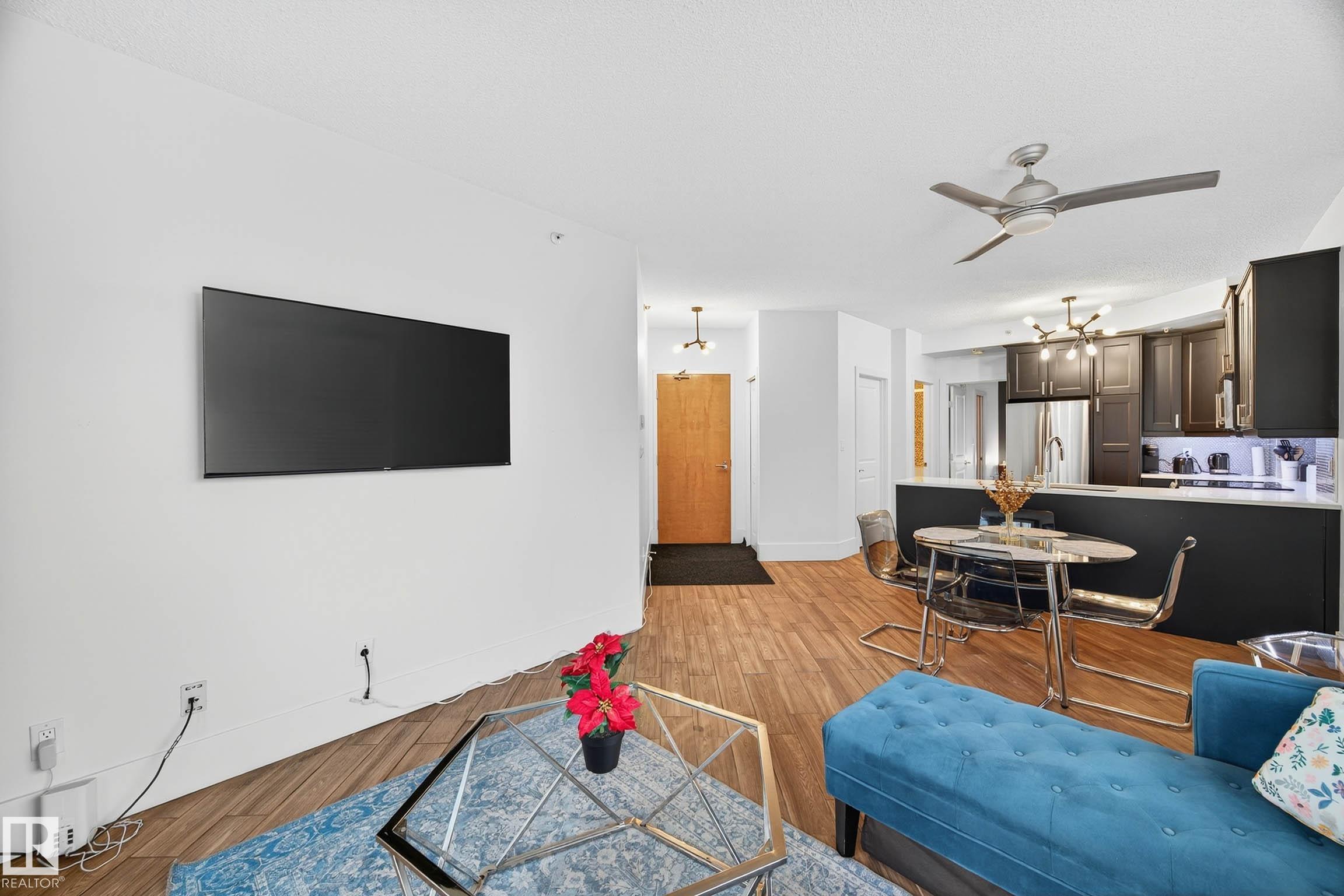 Fourth View of 401 10504 99 Avenue, Downtown (Edmonton), Edmonton, Alberta, T5K 1B2