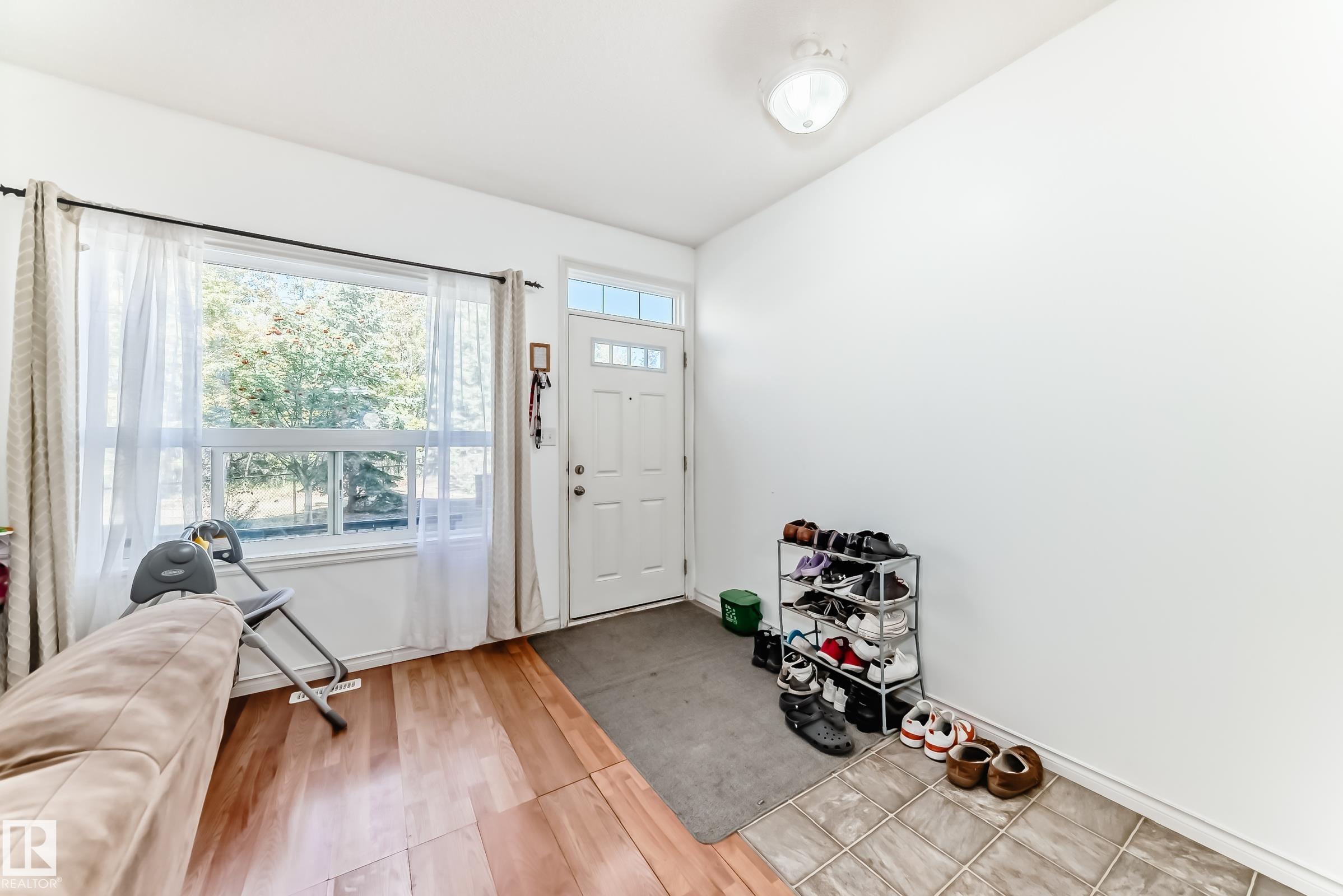Fourth View of 115 3010 33 Avenue NW, Silver Berry, Edmonton, Alberta, T6T 0C3