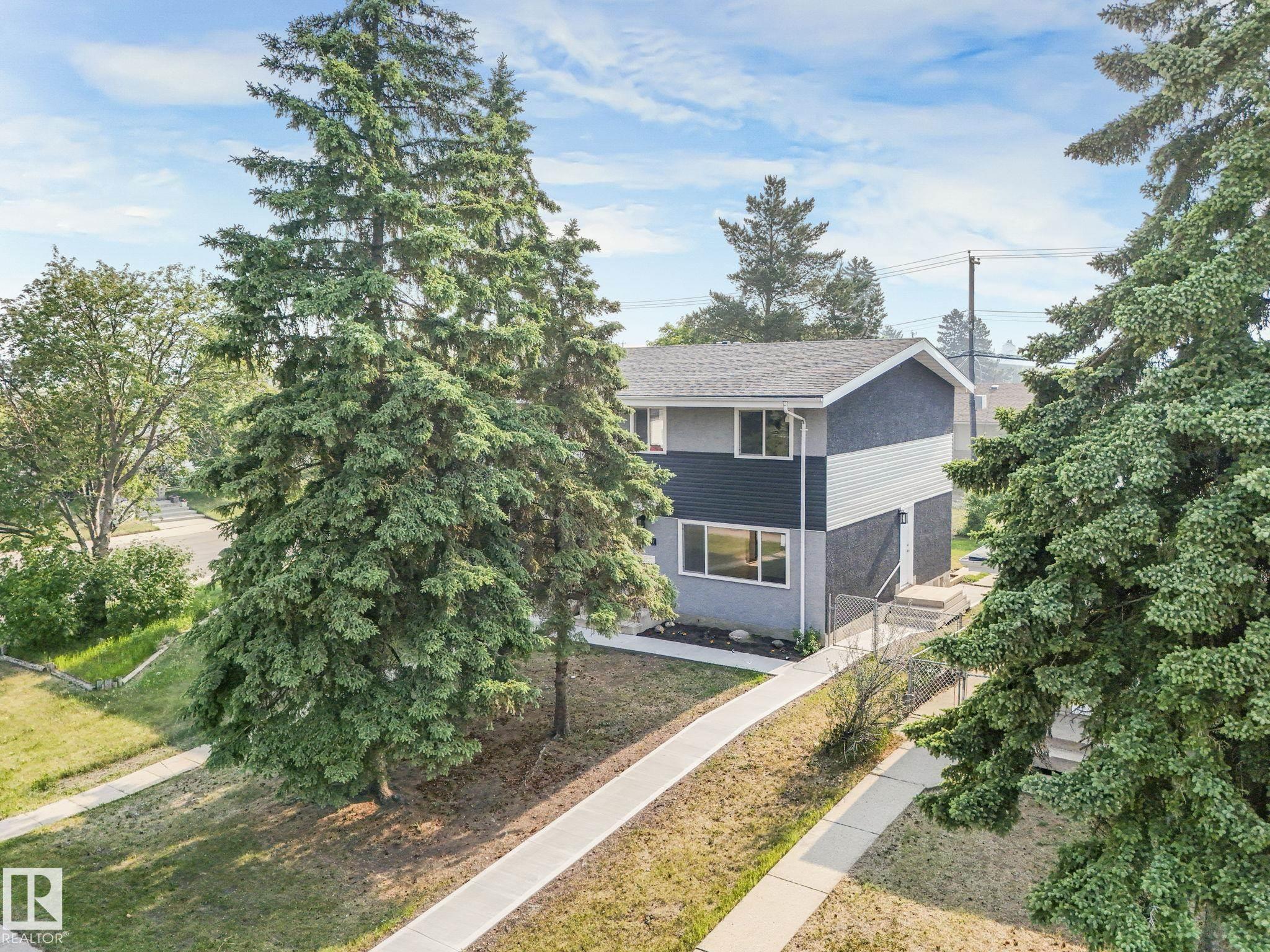 Second View of 13211 95 Street, Glengarry, Edmonton, Alberta, T5E 3Y2