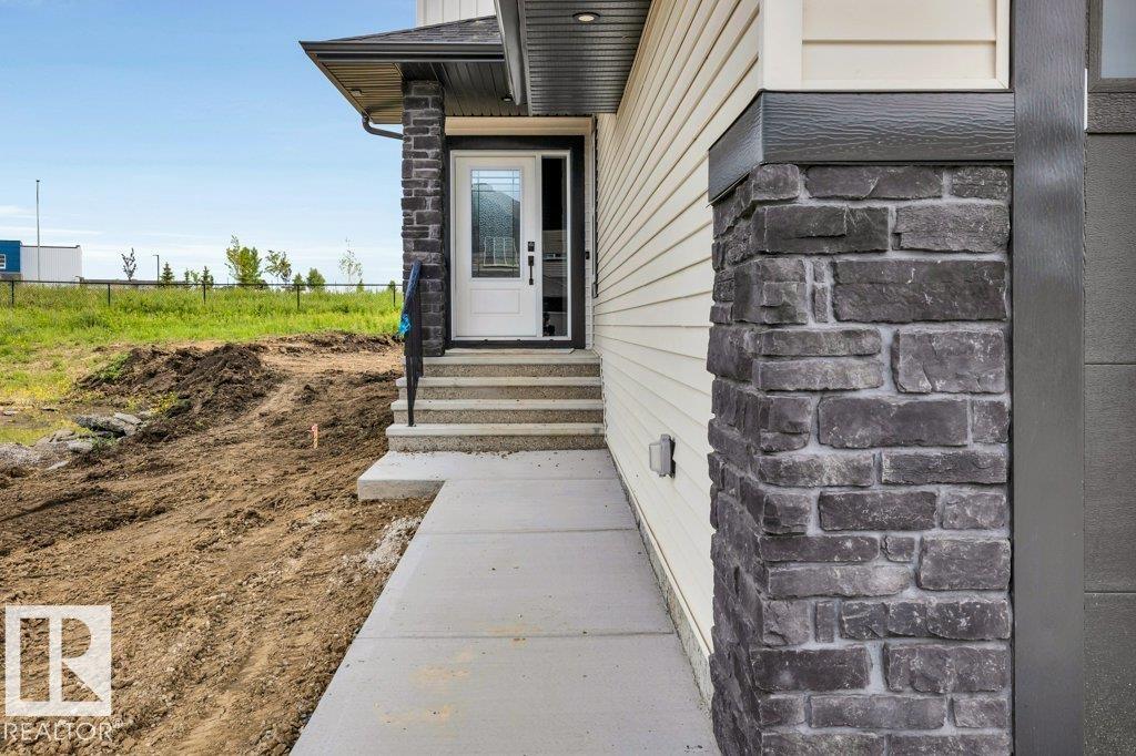 Second View of 80 HEMINGWAY Crescent, Harvest Ridge, Spruce Grove, Alberta, T7X 2L6