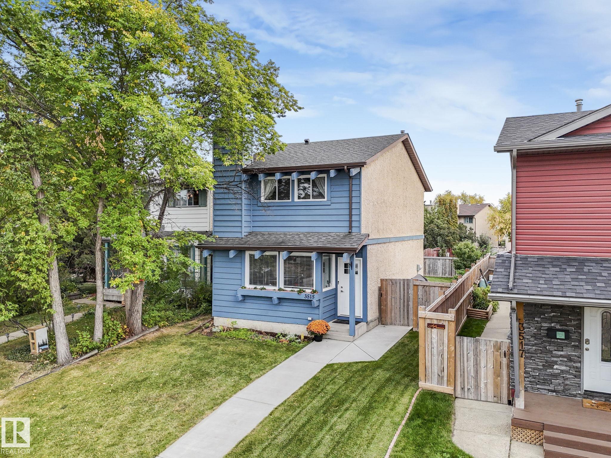 Second View of 3515 42 Avenue, Kiniski Gardens, Edmonton, Alberta, T6L 5C7