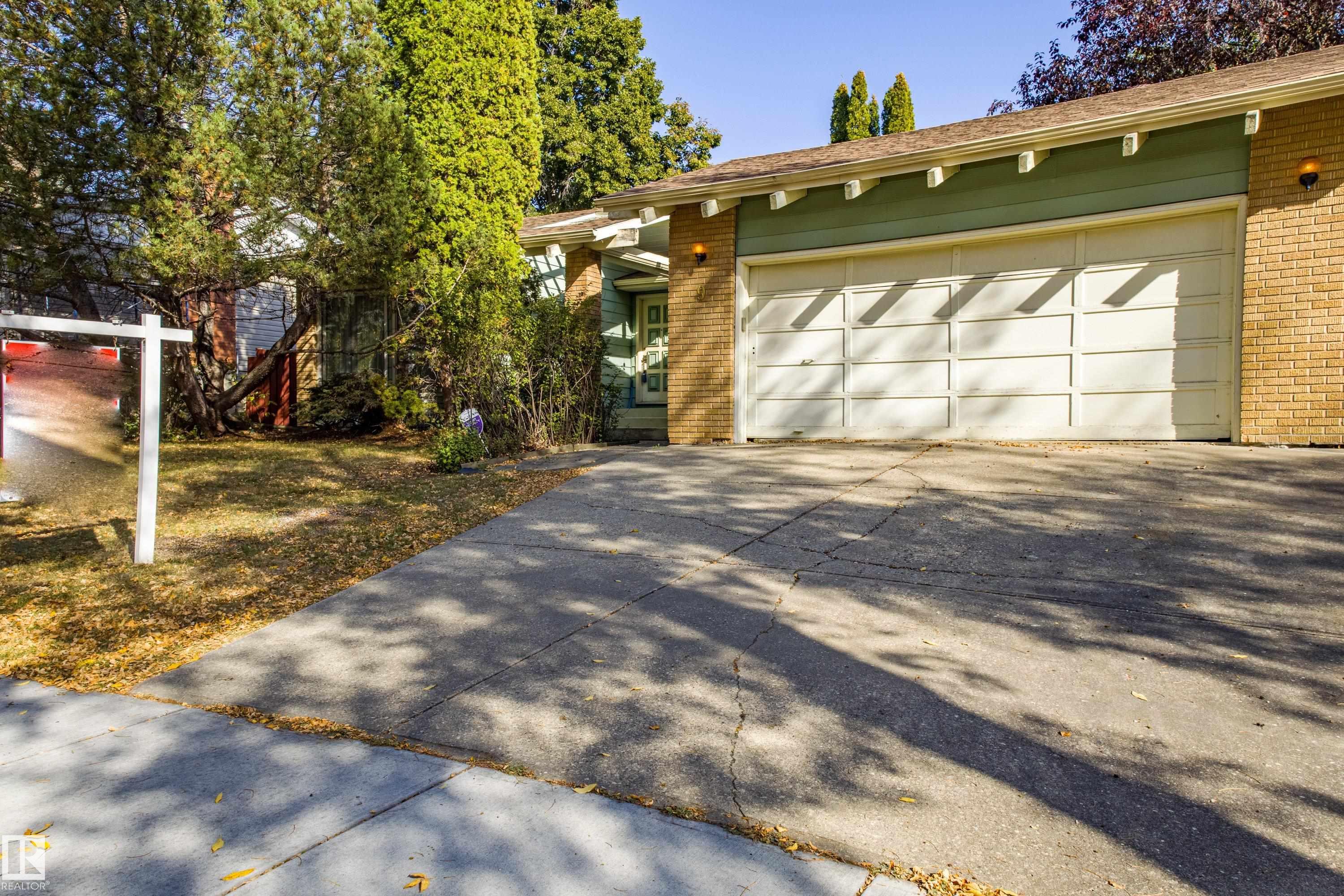 9 GREER Crescent, E4459674, Alberta,